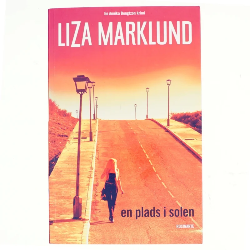 En plads i solen af Liza Marklund