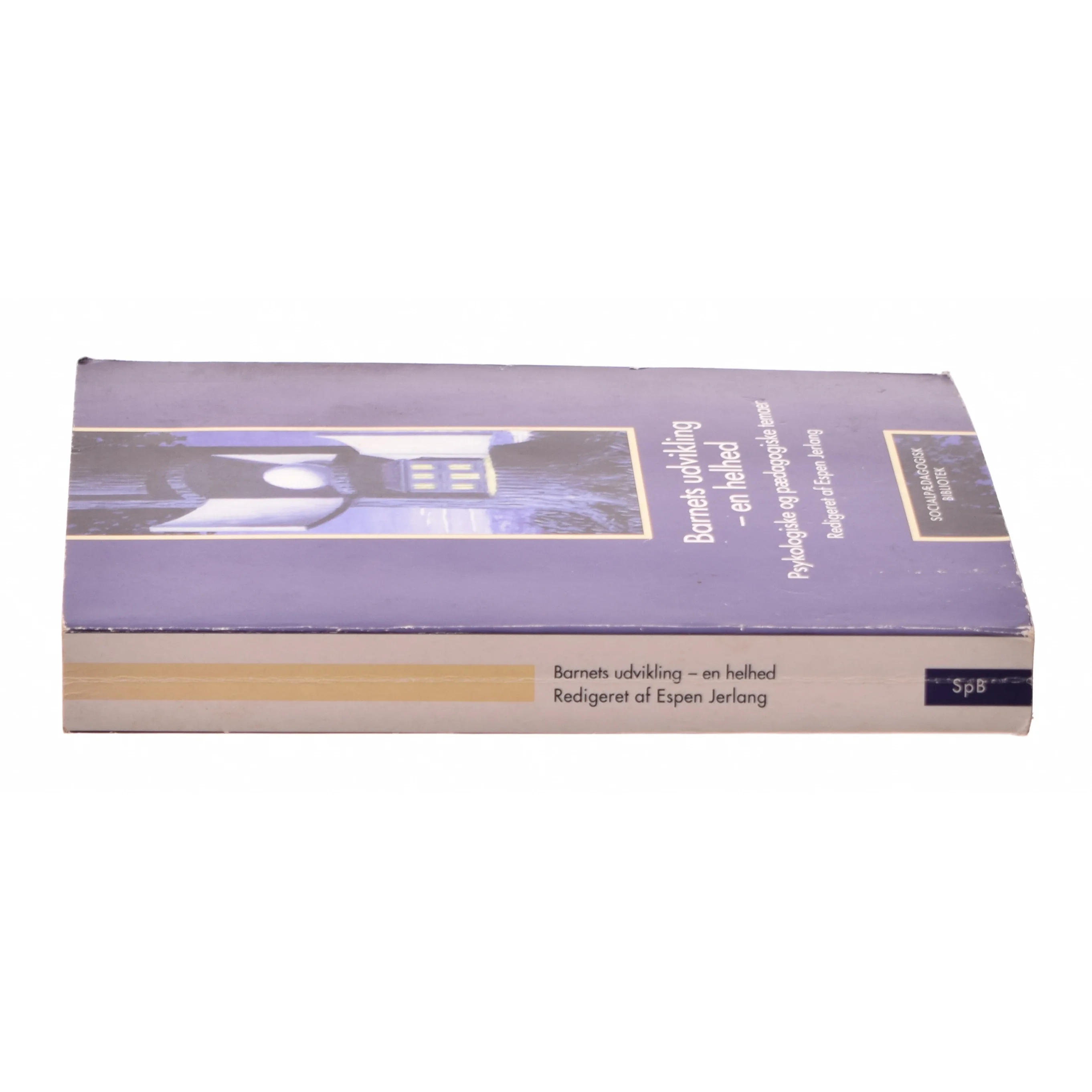 Barnets udvikling - en helhed af Espen Jerlang (Bog)