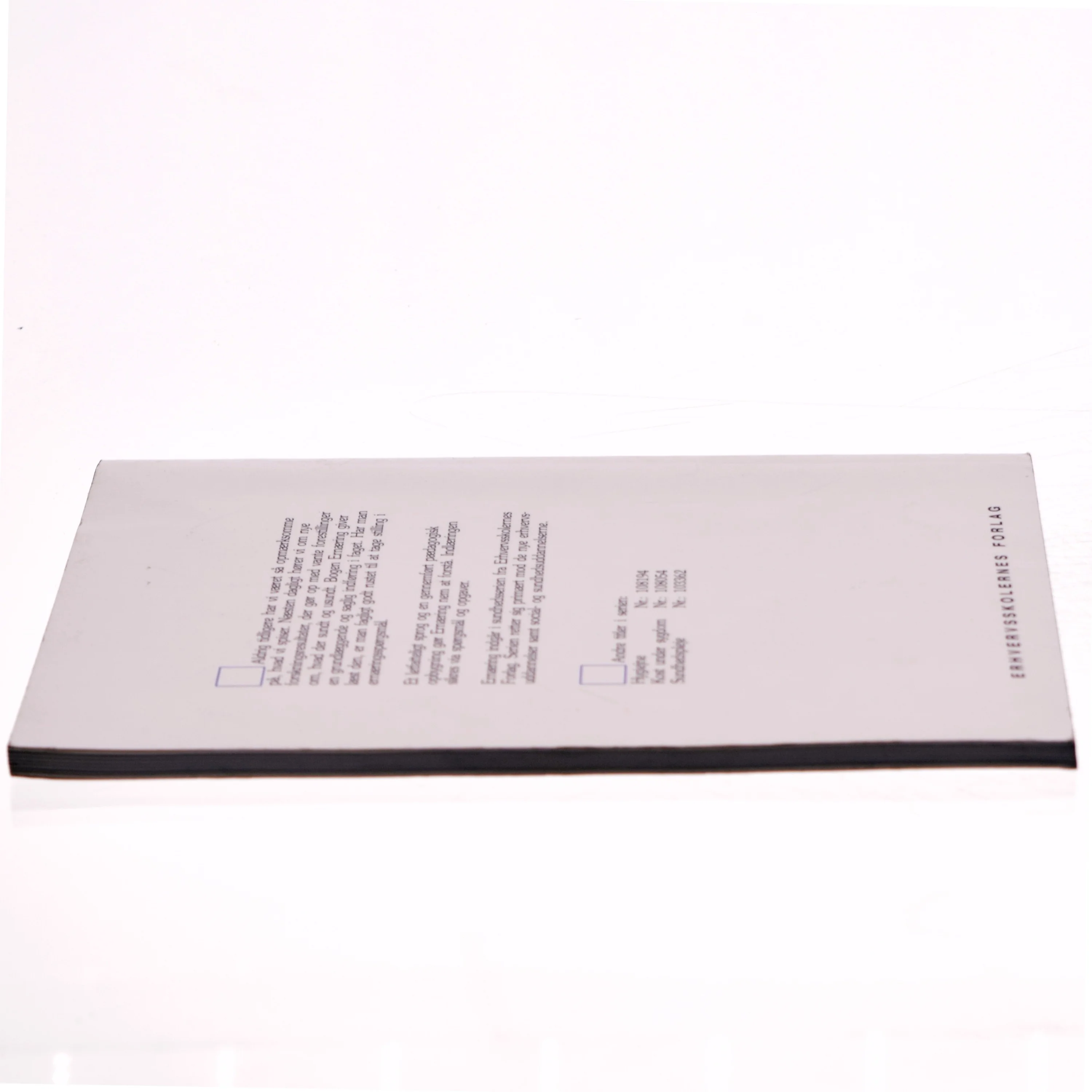 Ernæring af Ellen Jeppesen og Bodil Dørge