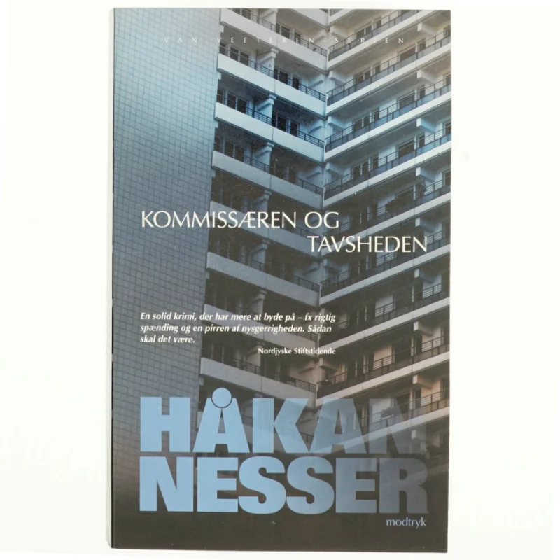 Kommissæren og tavsheden af Håkan Nesser (Bog)