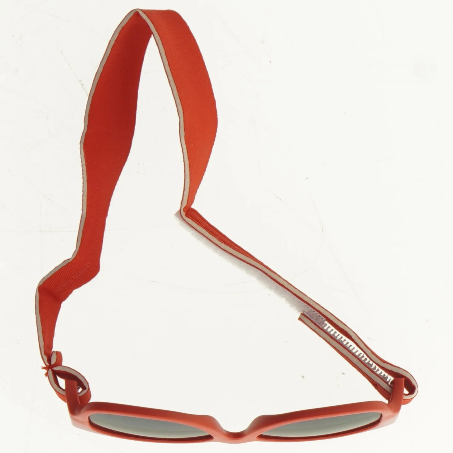 Solbriller med strop (str. 11 x 4 cm)