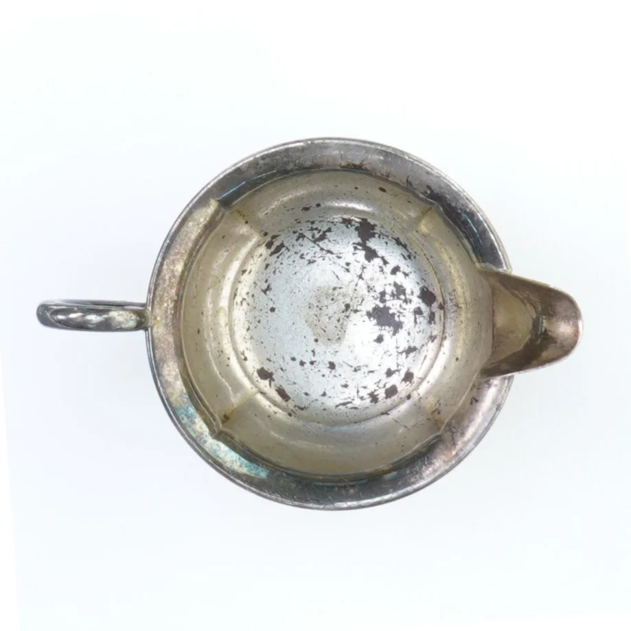 sølv kande (str. 10 x 8 cm)