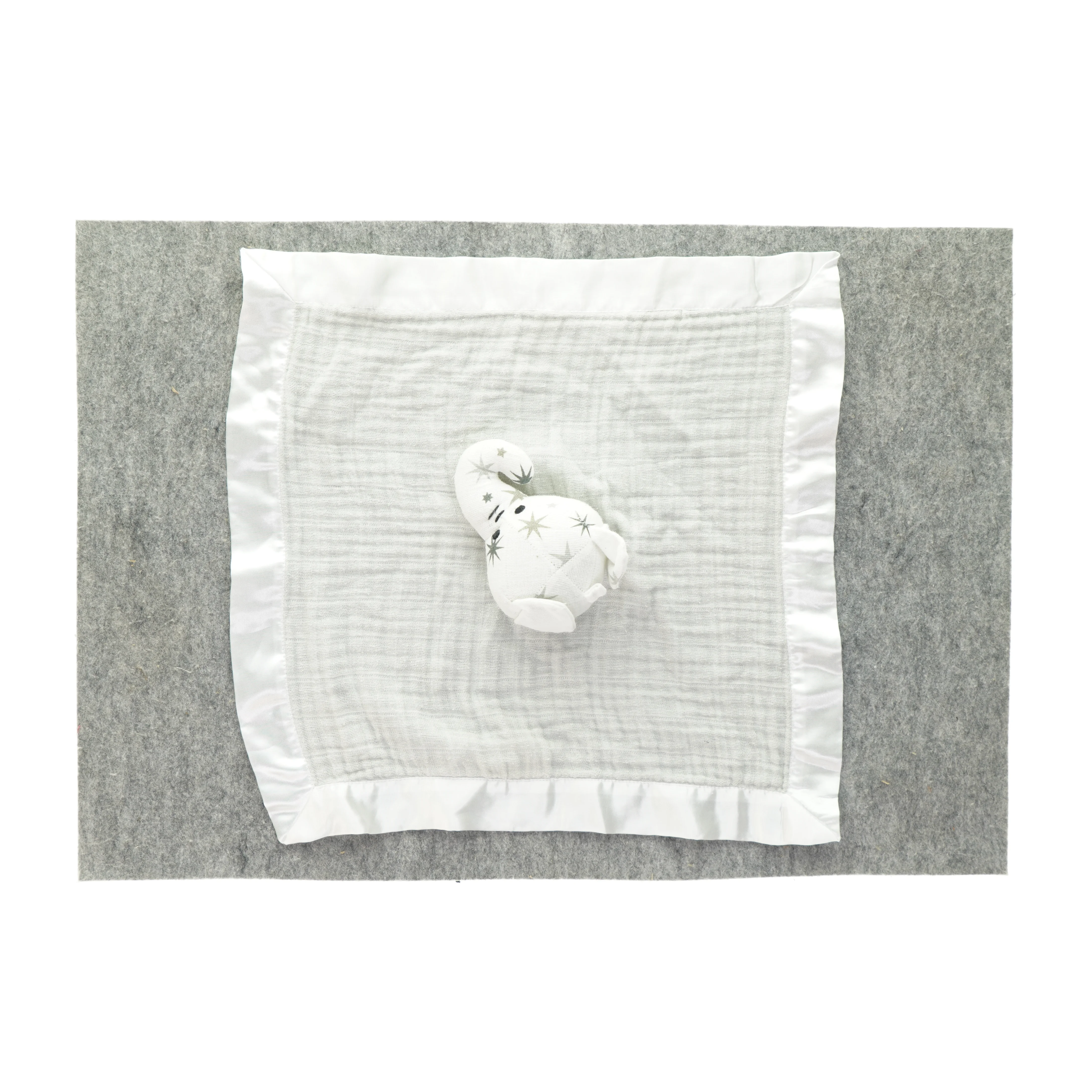 Aden + Anais nusseklud (str. 40 X 40 cm)