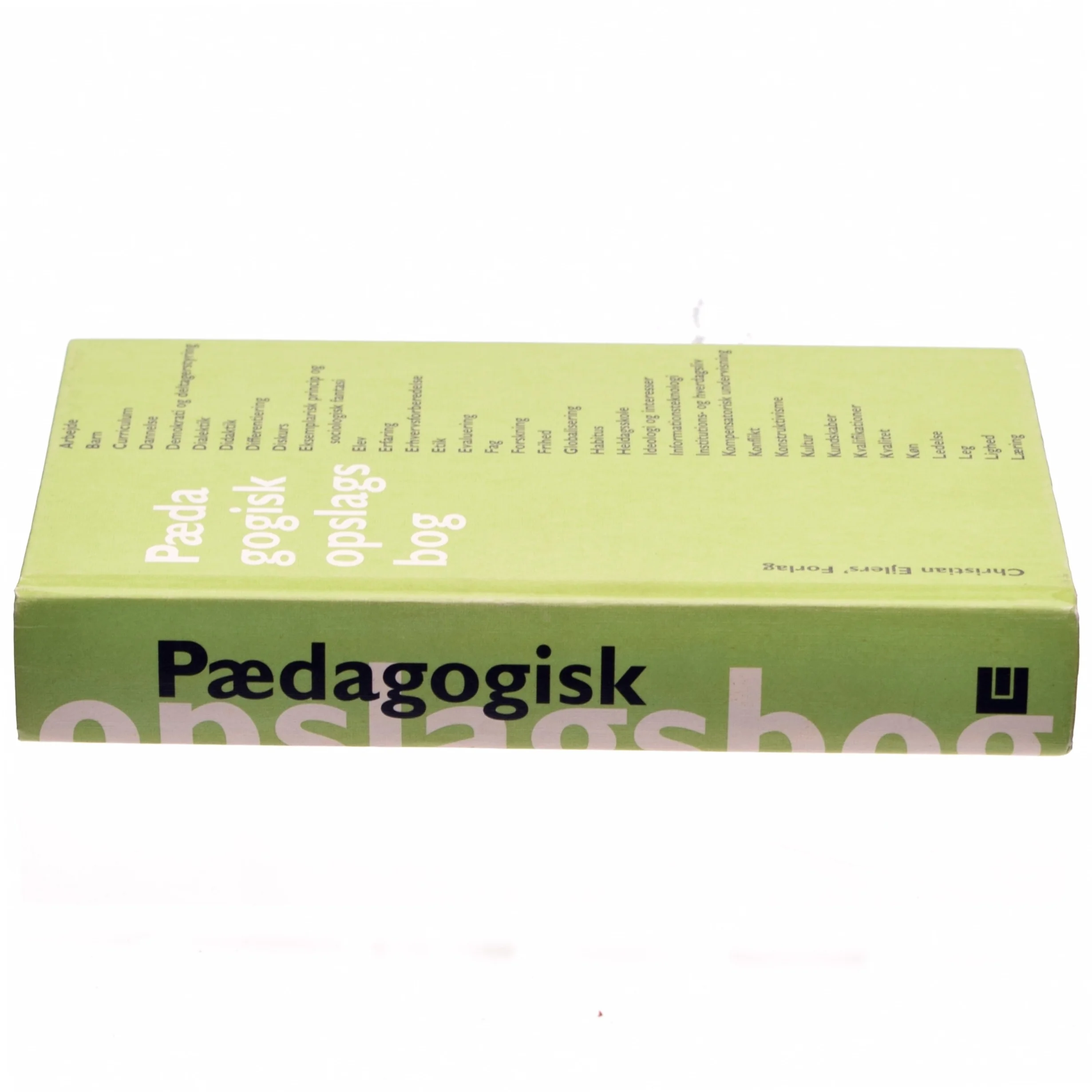 Pædagogisk opslagsbog : alfabetisk ordnet (Bog)