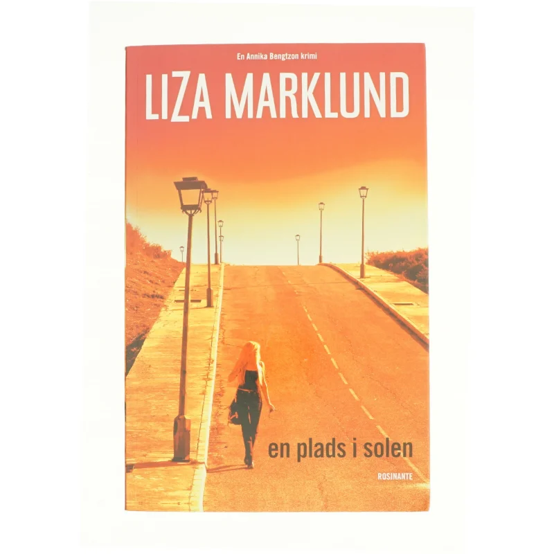 En Plads I Solen af Liza Marklund (Bog)