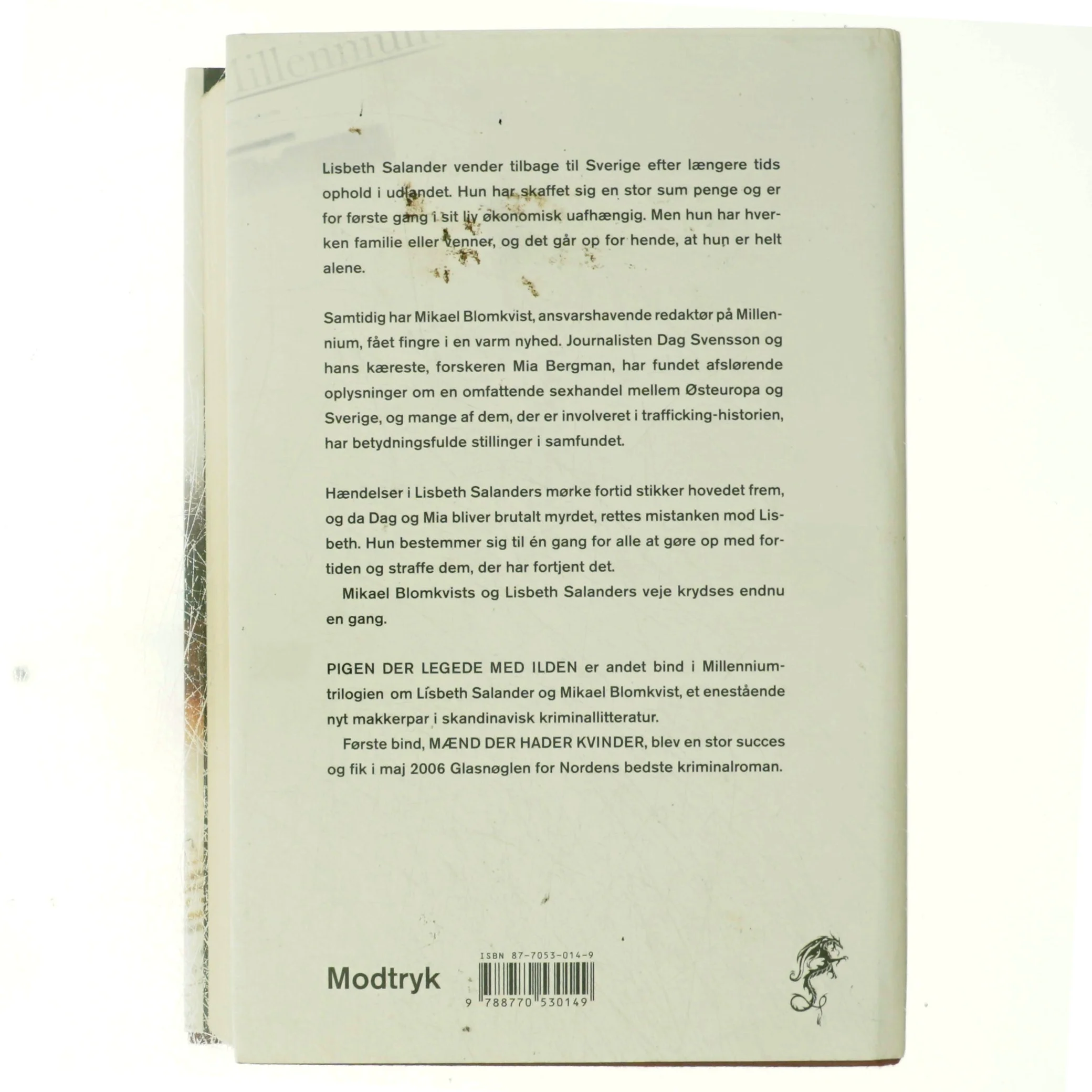 Pigen Der Legede Med Ilden 