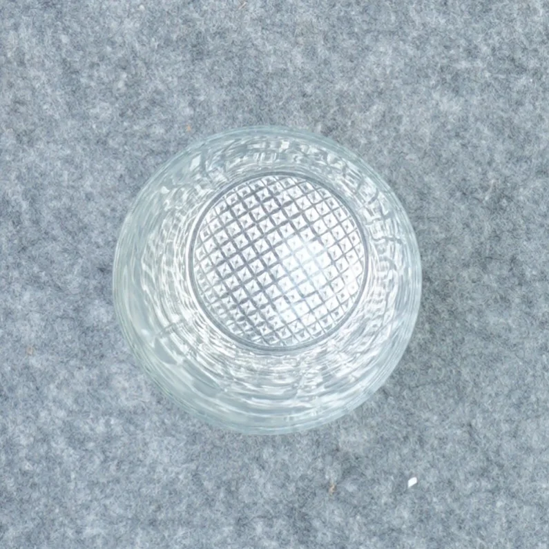 Glas (str. 8 x 8 cm)