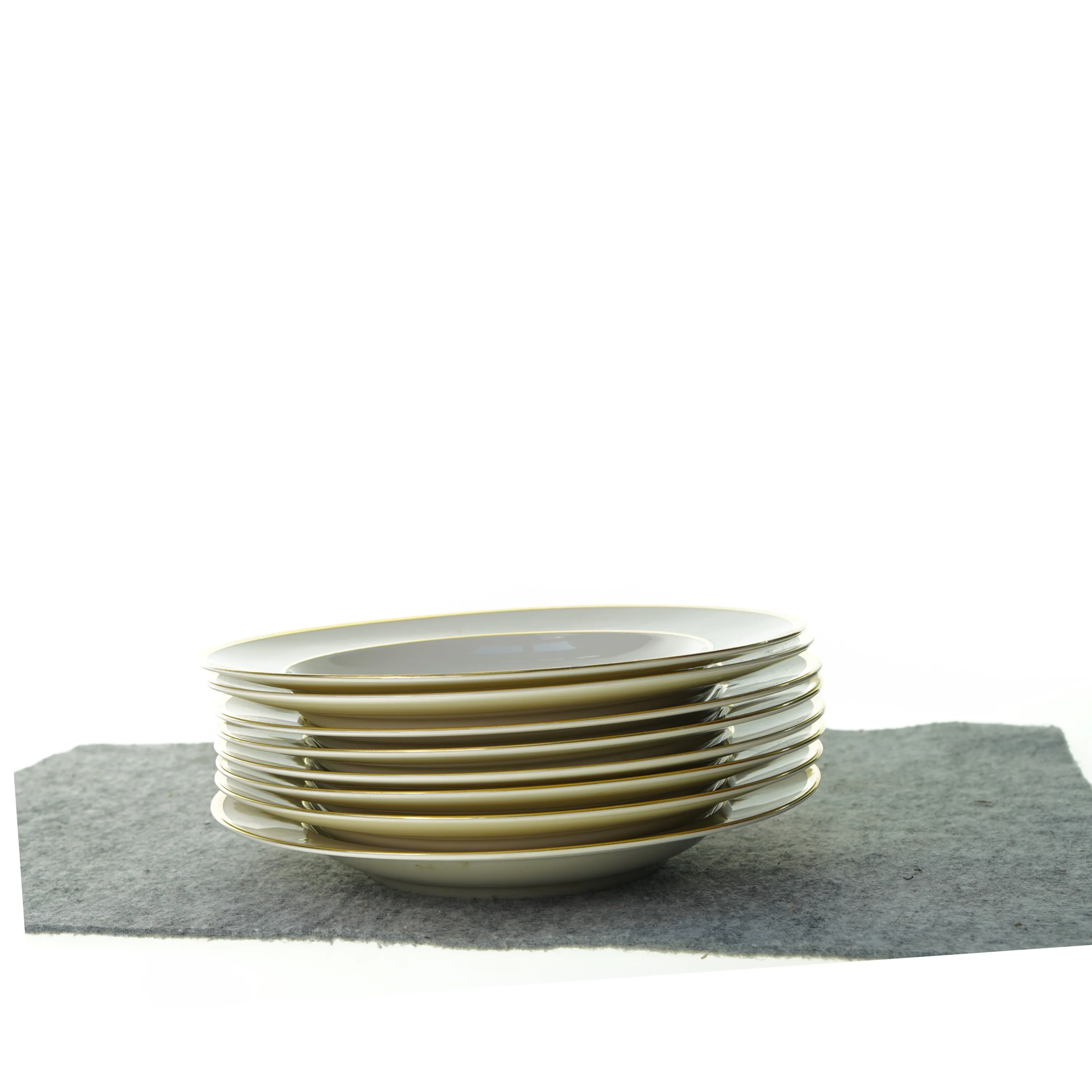 Dybe tallerkner fra Roseuthal Ivory Bavaria (str. 26 cm)