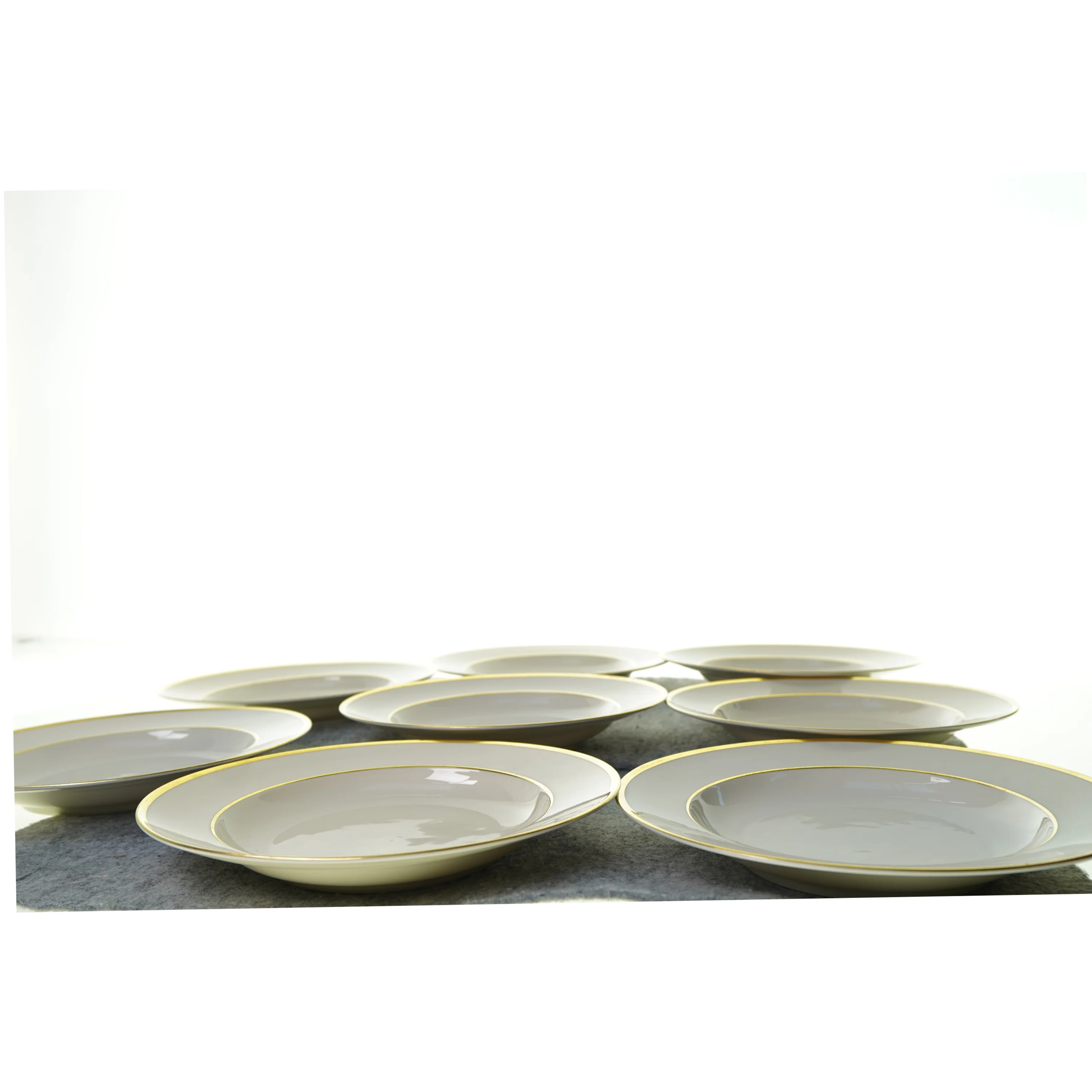 Dybe tallerkner fra Roseuthal Ivory Bavaria (str. 26 cm)