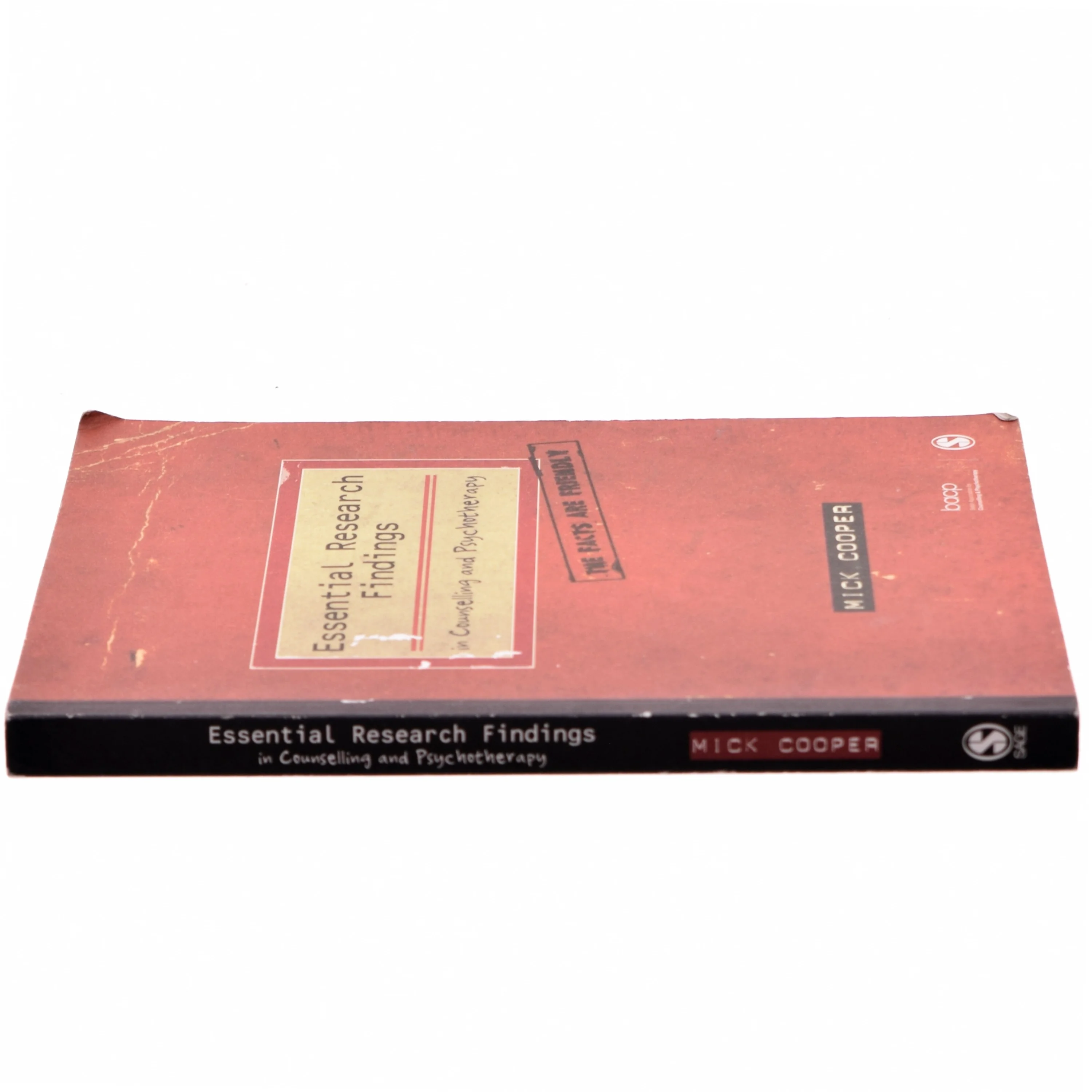 Essential research findings in counselling and psychotherapy : the facts are friendly (Bog)