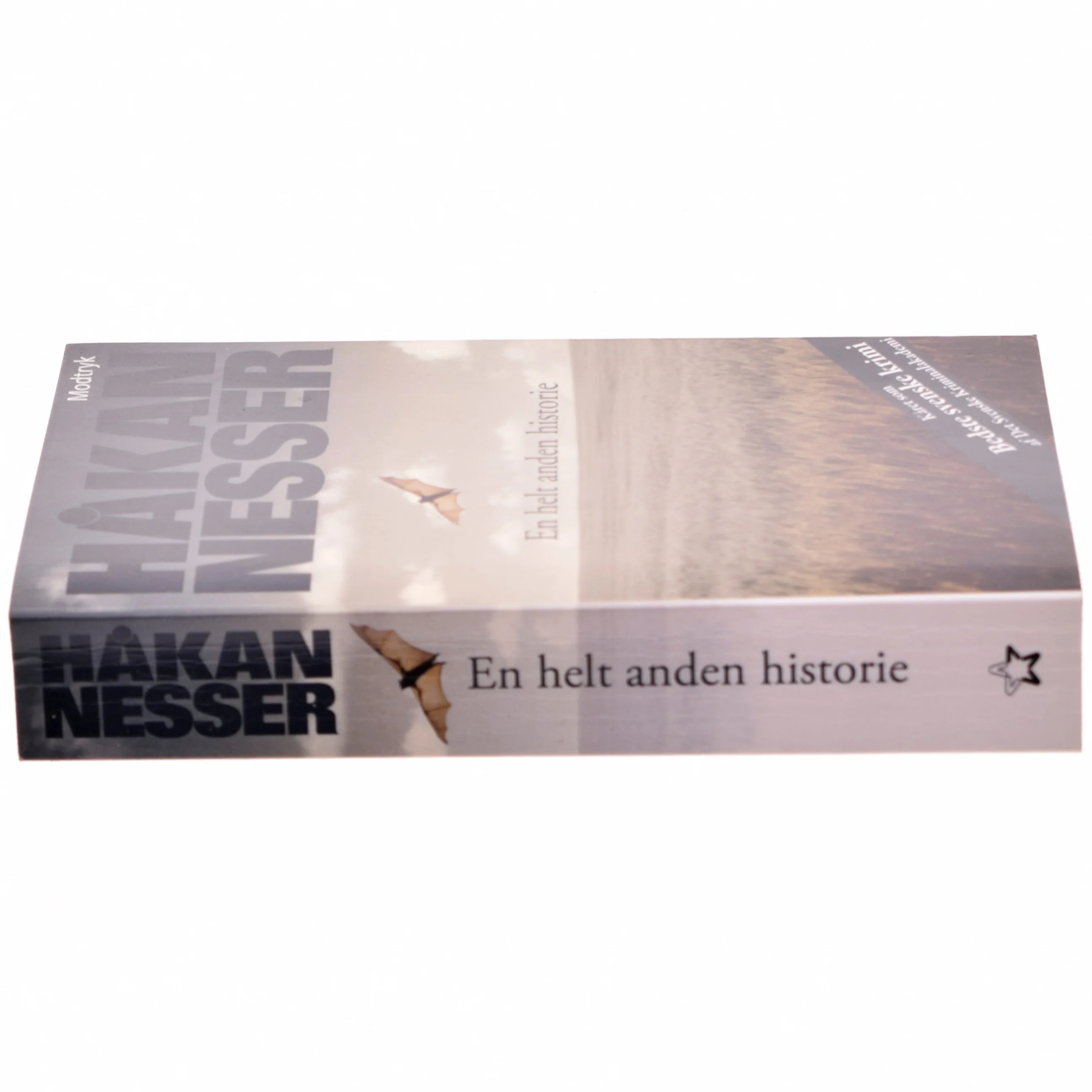 En helt anden historie af Håkan Nesser (Bog)