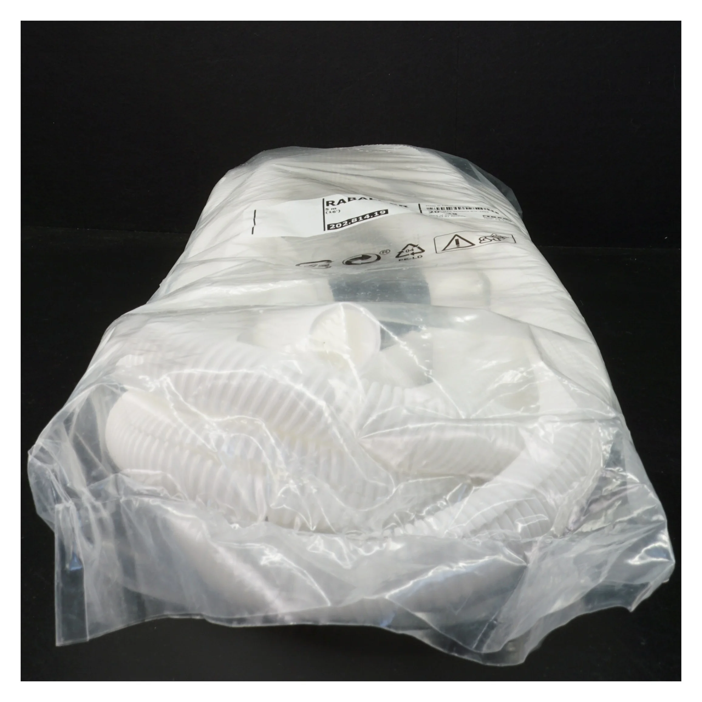 Uåbnet kabelstyring fra IKEA