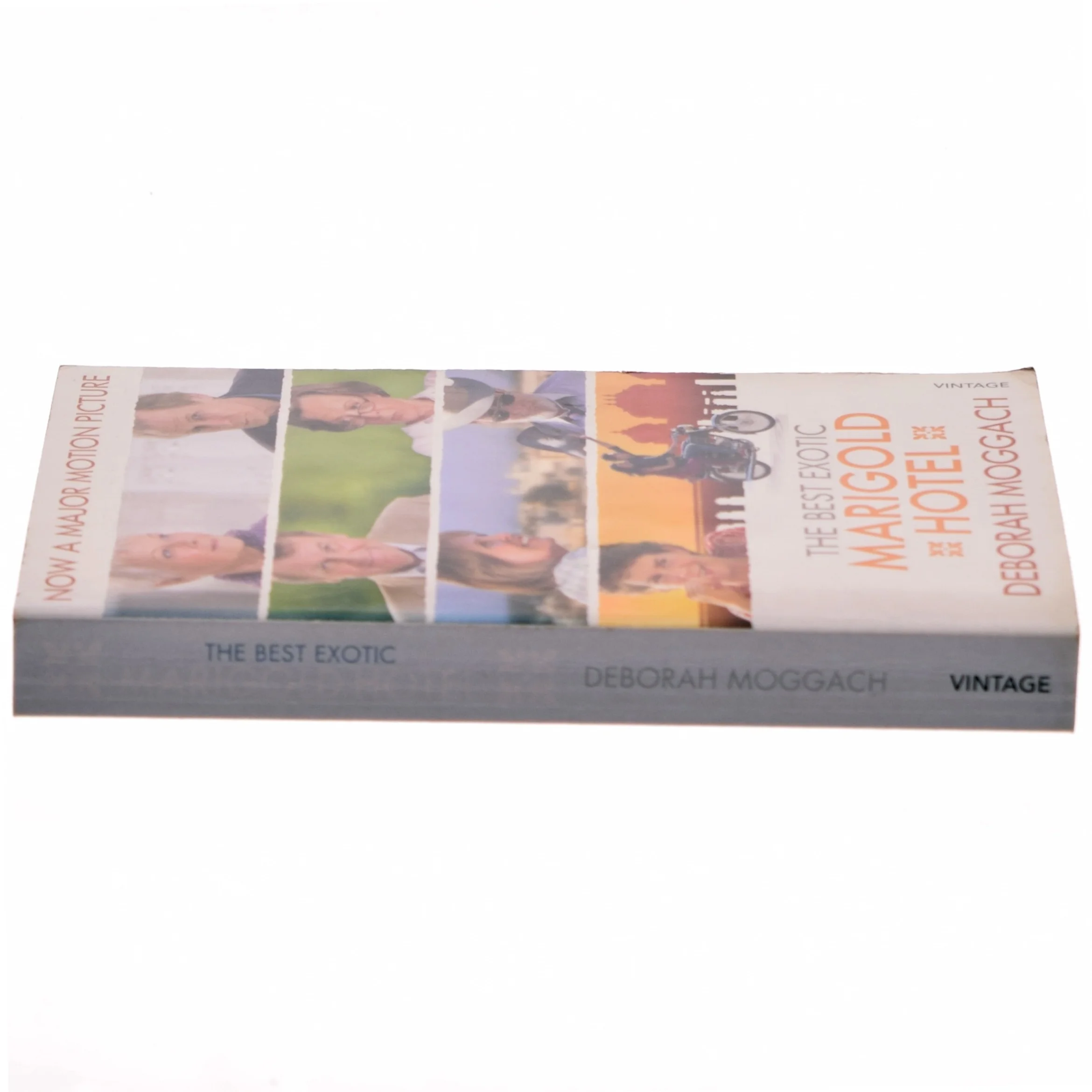 The Best Exotic Marigold Hotel af Deborah Moggach (Bog)