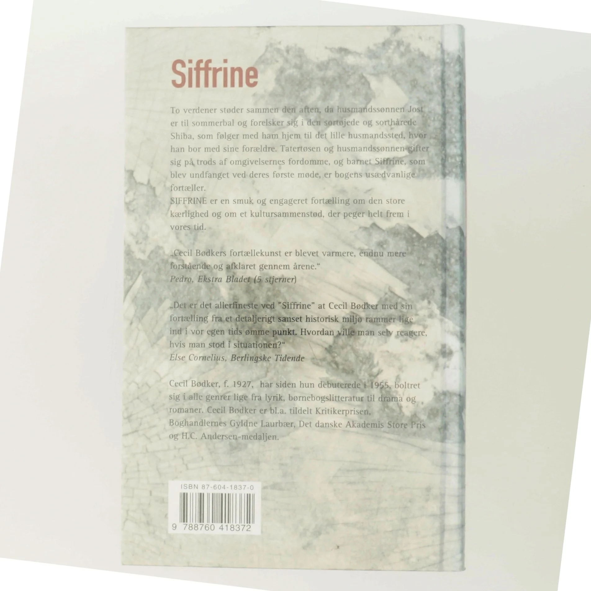 Siffrine af Cecil Bødker (Bog)