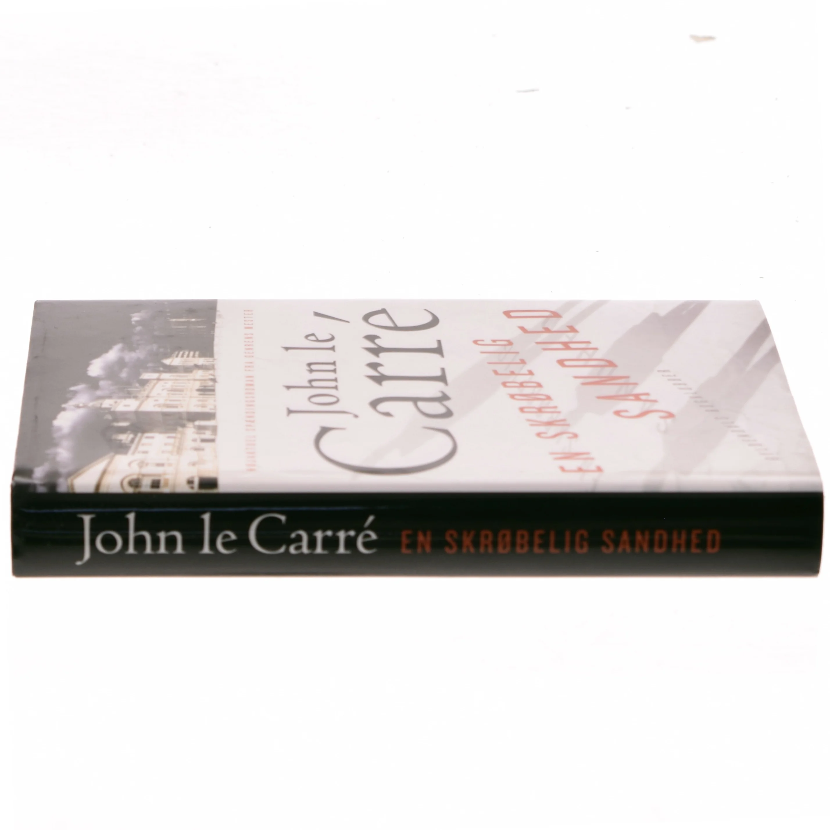 En skrøbelig sandhed : spændingsroman af John Le Carré (Bog)