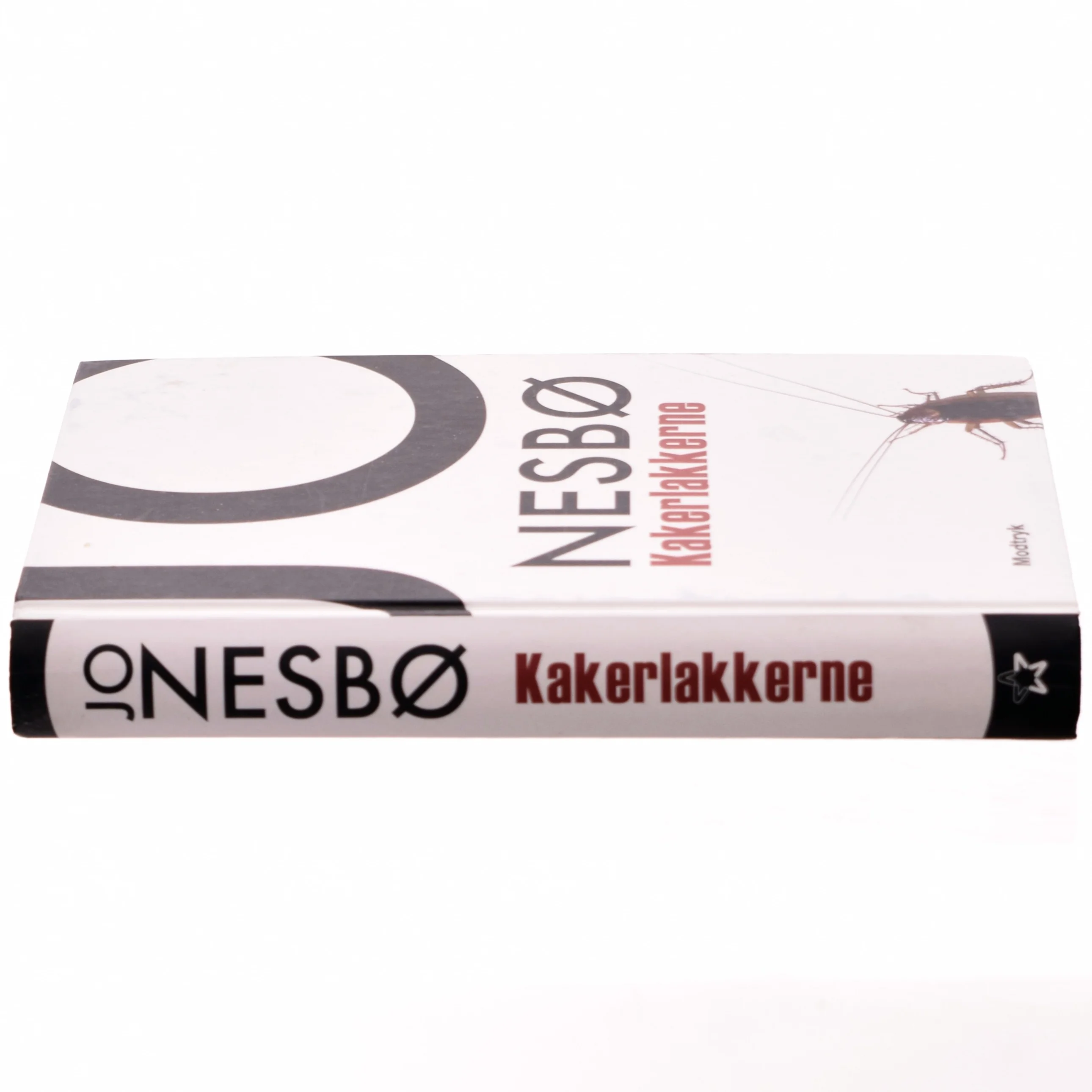 Kakerlakkerne af Jo Nesbø (Bog)
