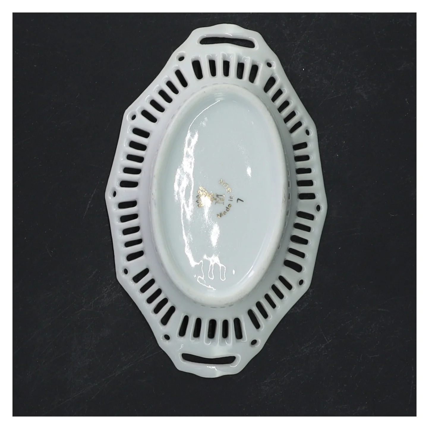 Porcelænsfad med blomstermotiv - 14 cm