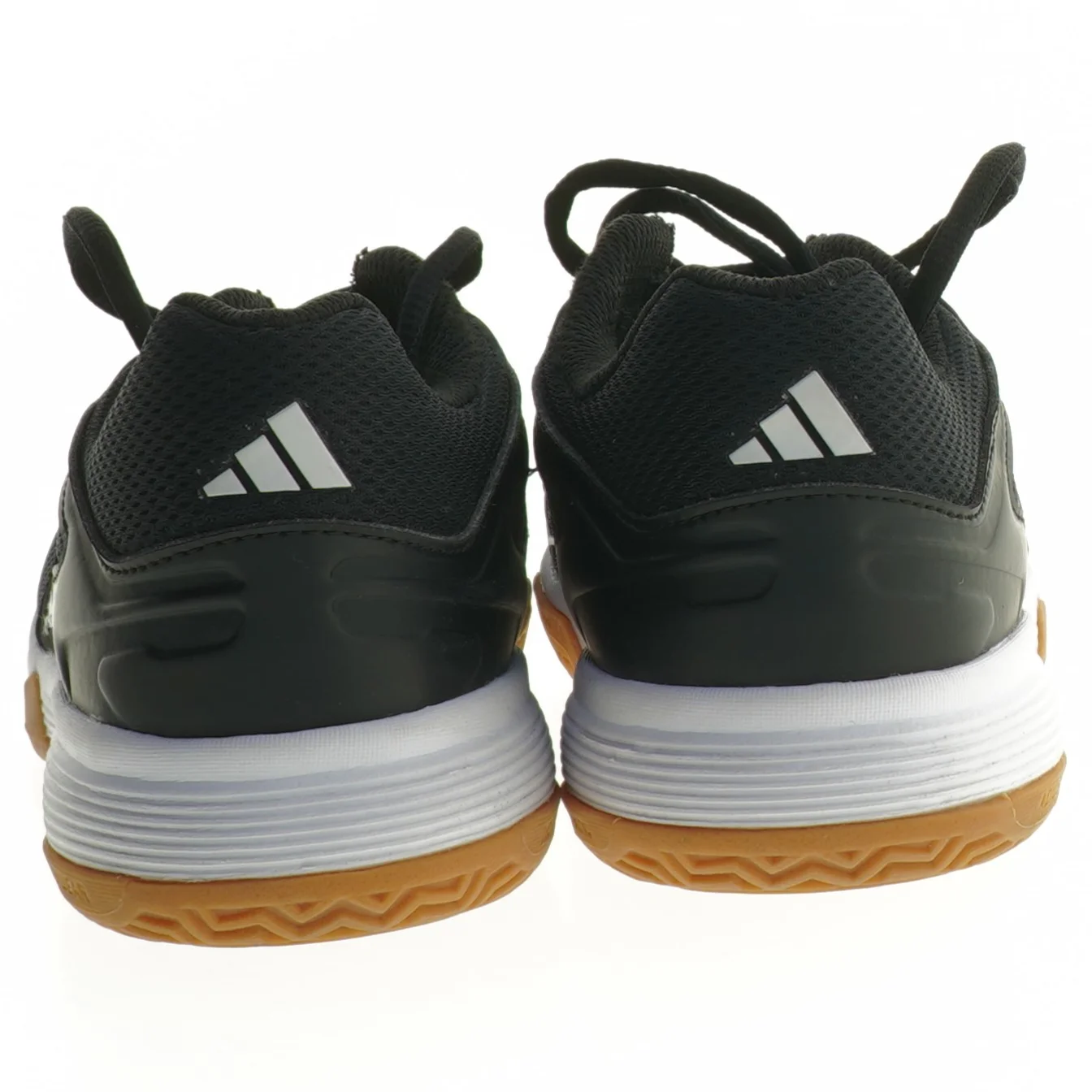 Indendørs sportssko Adidas, str 36 fra Adidas (str. 36 )