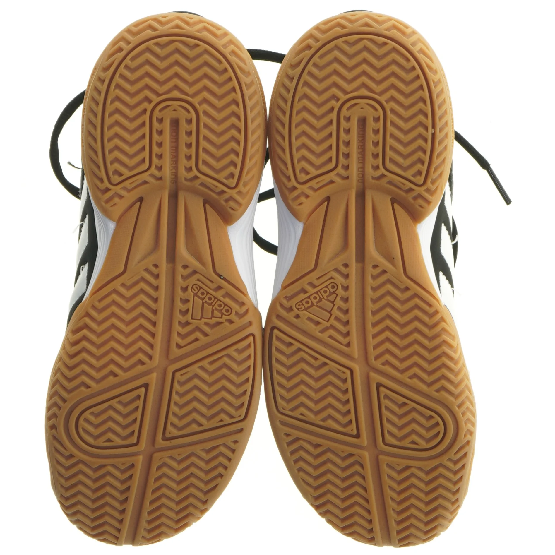 Indendørs sportssko Adidas, str 36 fra Adidas (str. 36 )