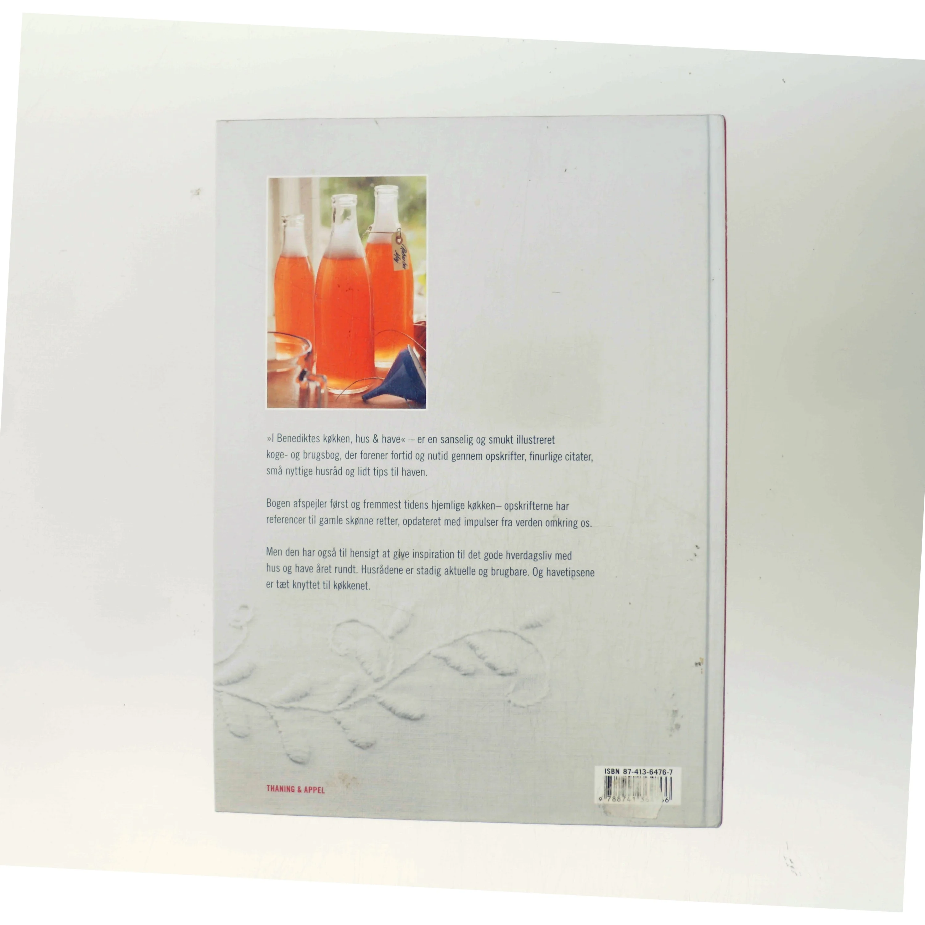 I Benediktes køkken, hus & have af Susanne Engelstoft Rasmussen (Bog)