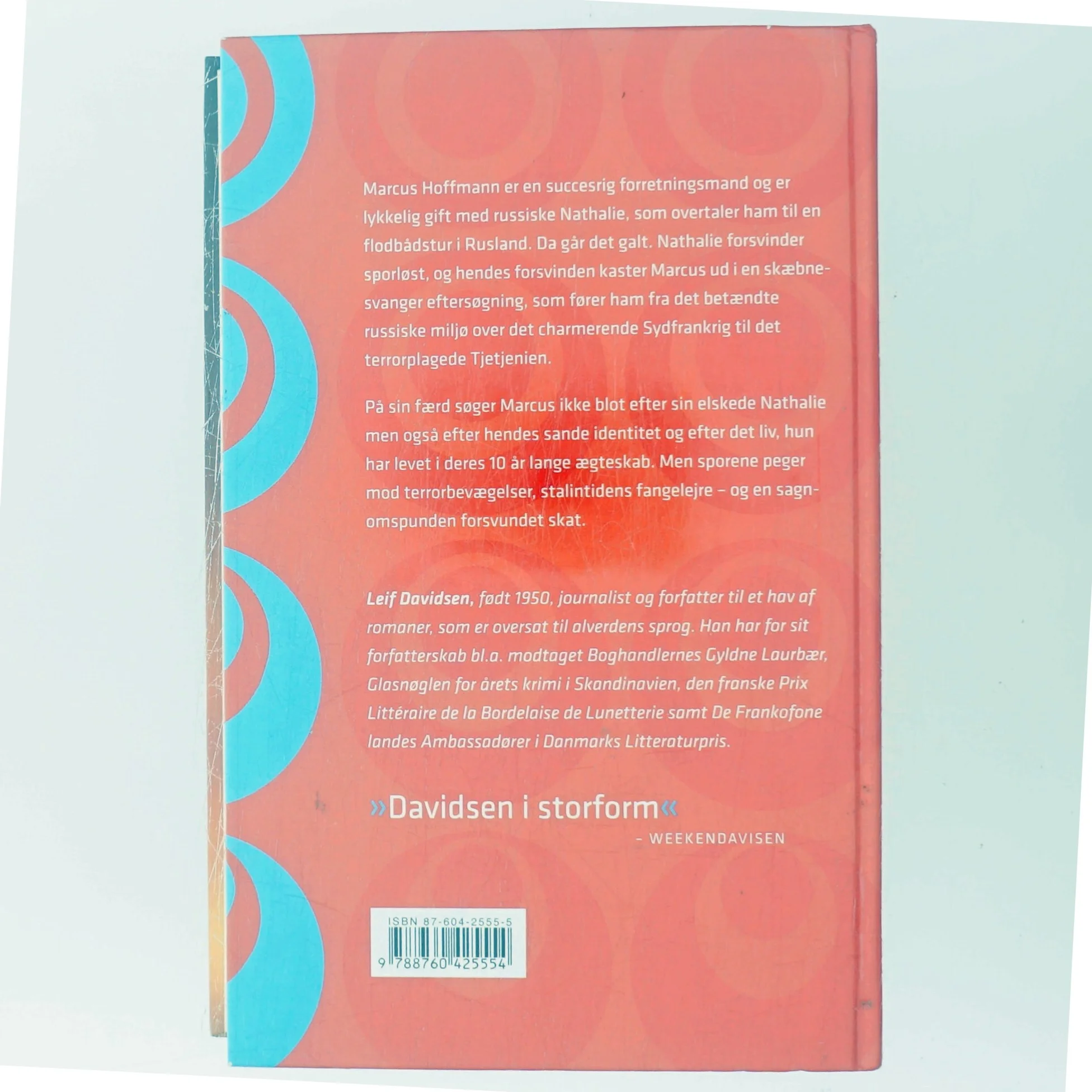 Den ukendte hustru : roman af Leif Davidsen (Bog)