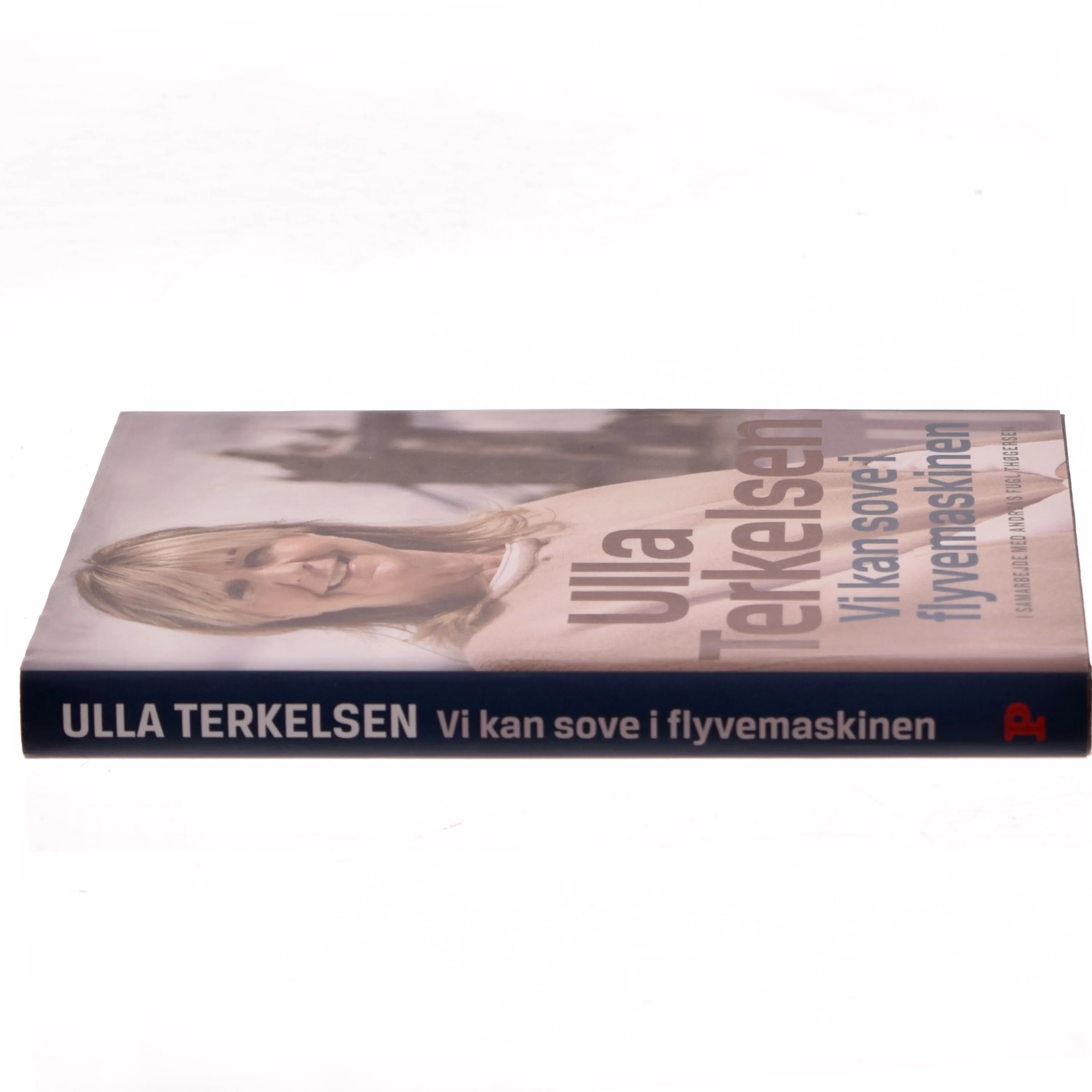 Vi kan sove i flyvemaskinen af Ulla Terkelsen (Bog)
