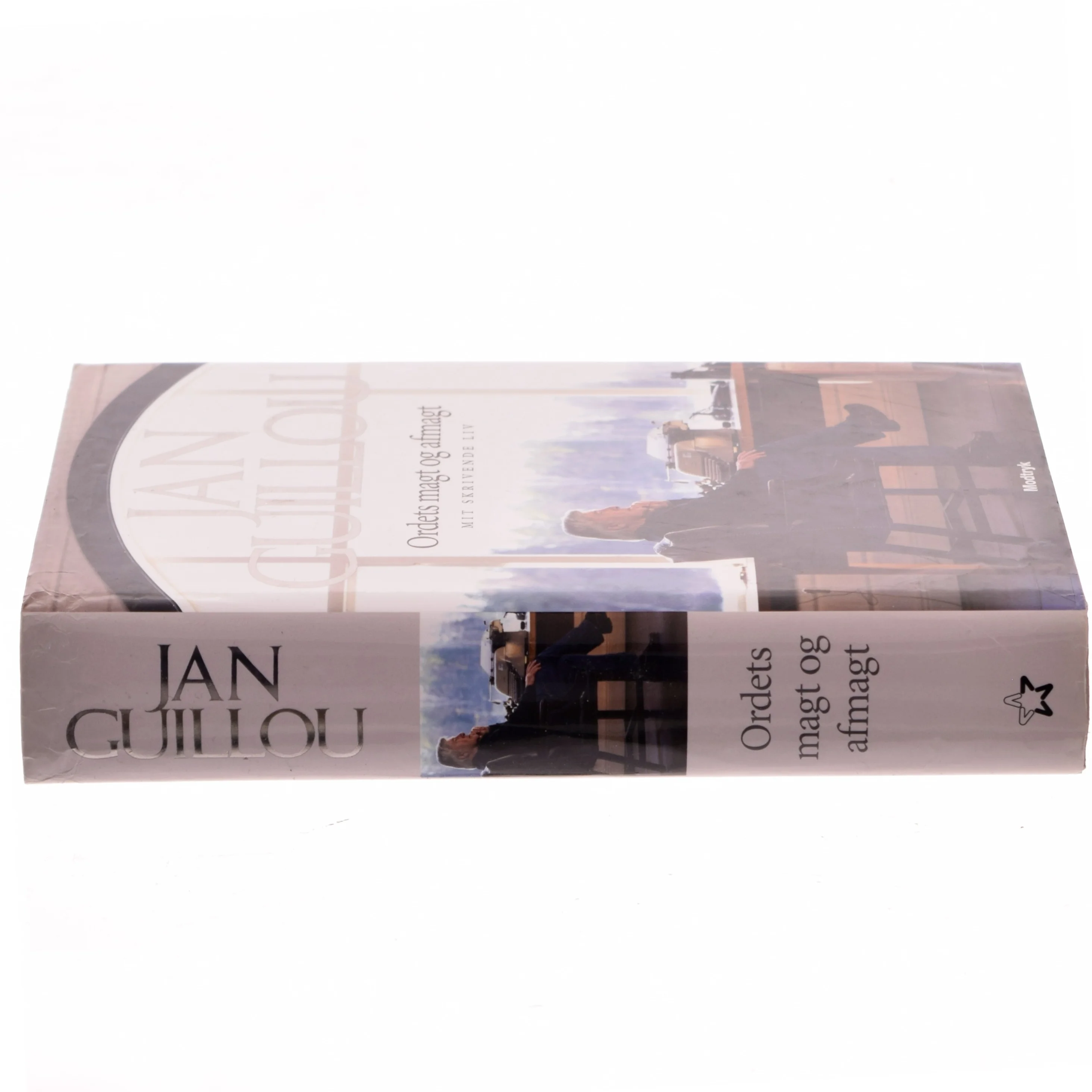 Ordets magt og afmagt : mit skrivende liv af Jan Guillou (Bog)