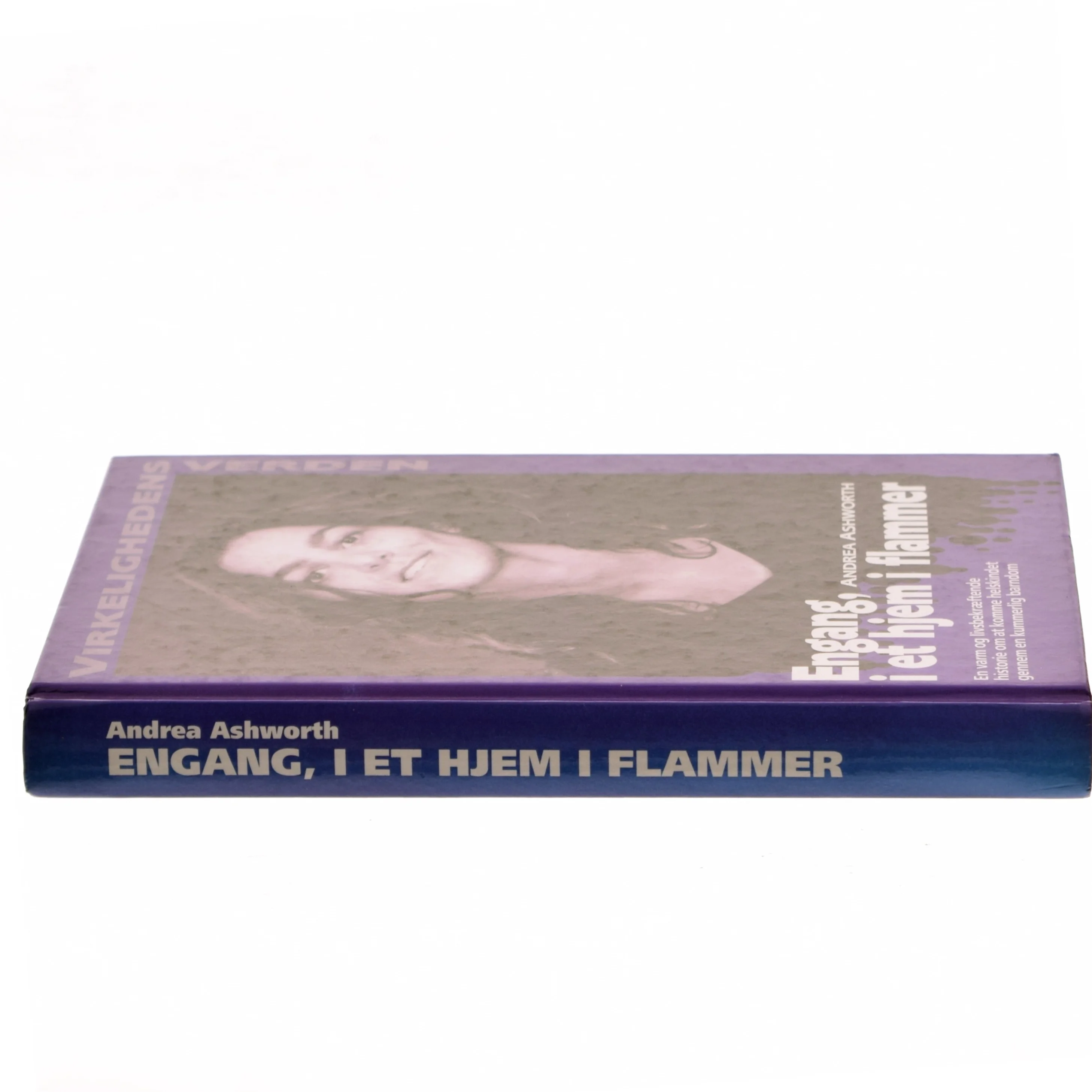 Engang, i et hjem i flammer (Bog)