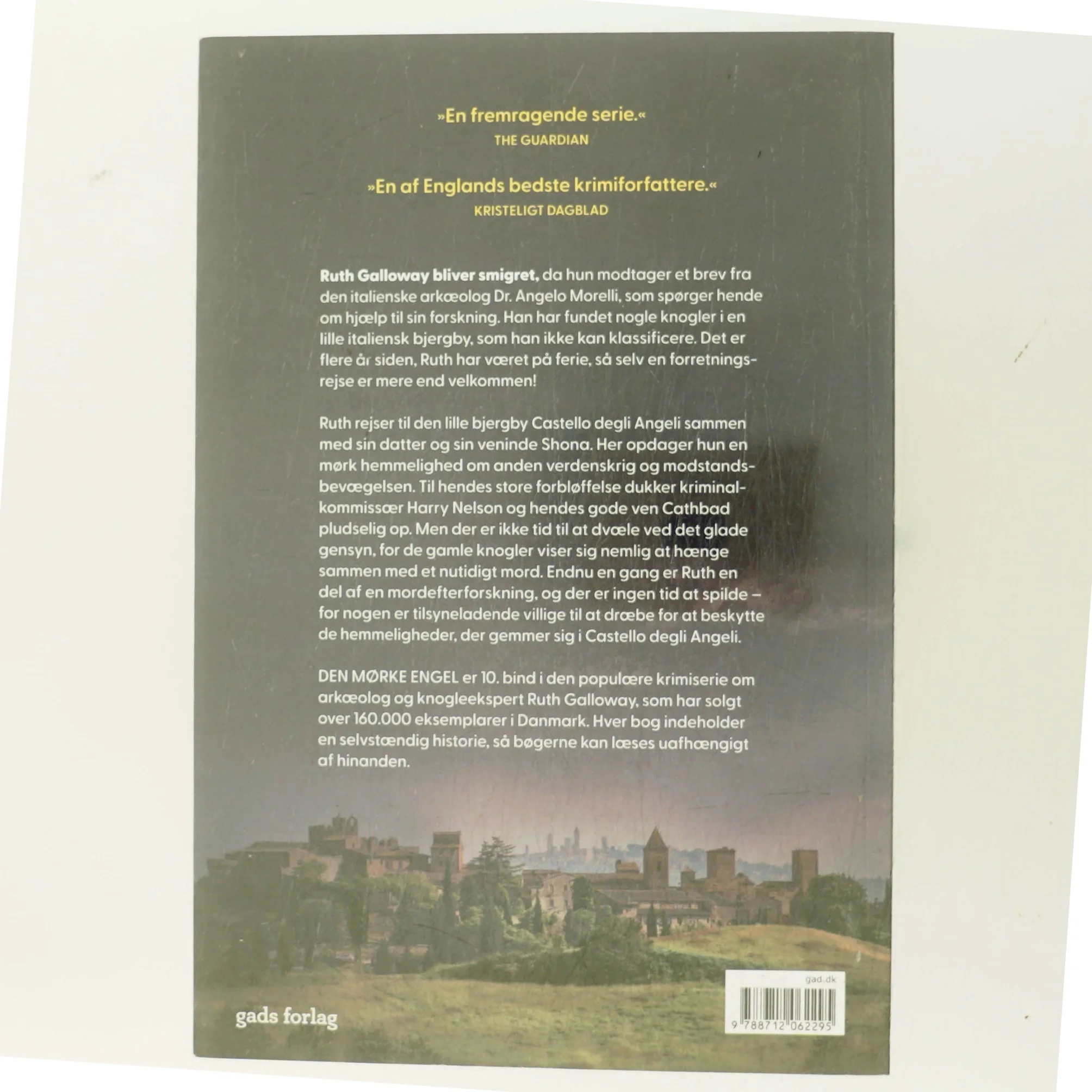 Den mørke engel af Elly Griffiths (Bog)