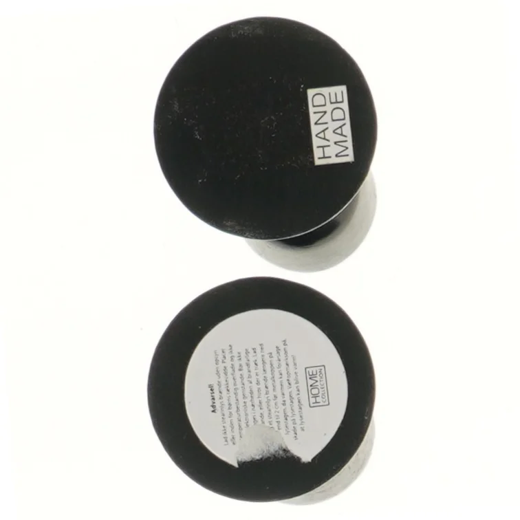 Sæt af to lysestager (str. 15 cm)