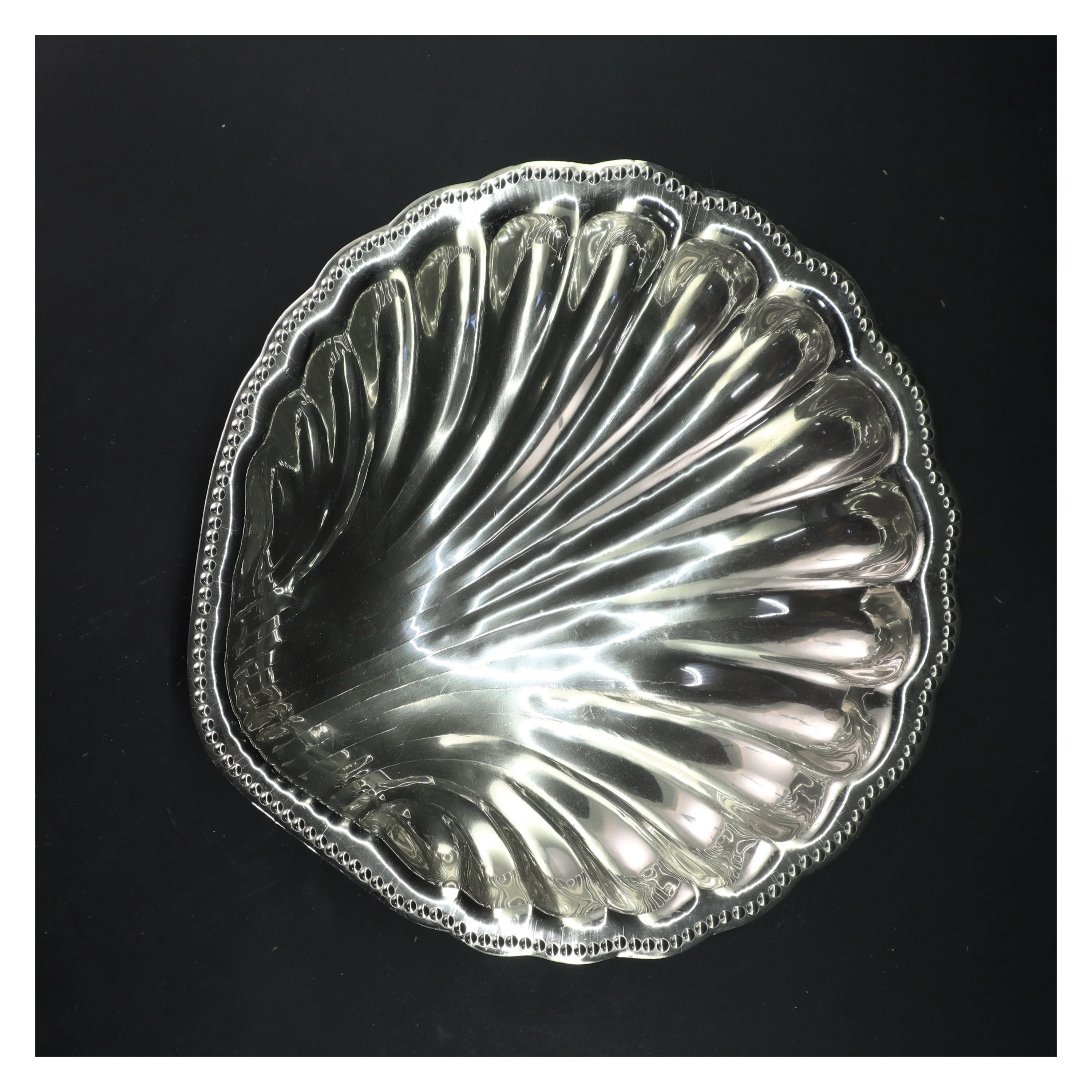 Metal skål (str. Ø 26,5 cm)