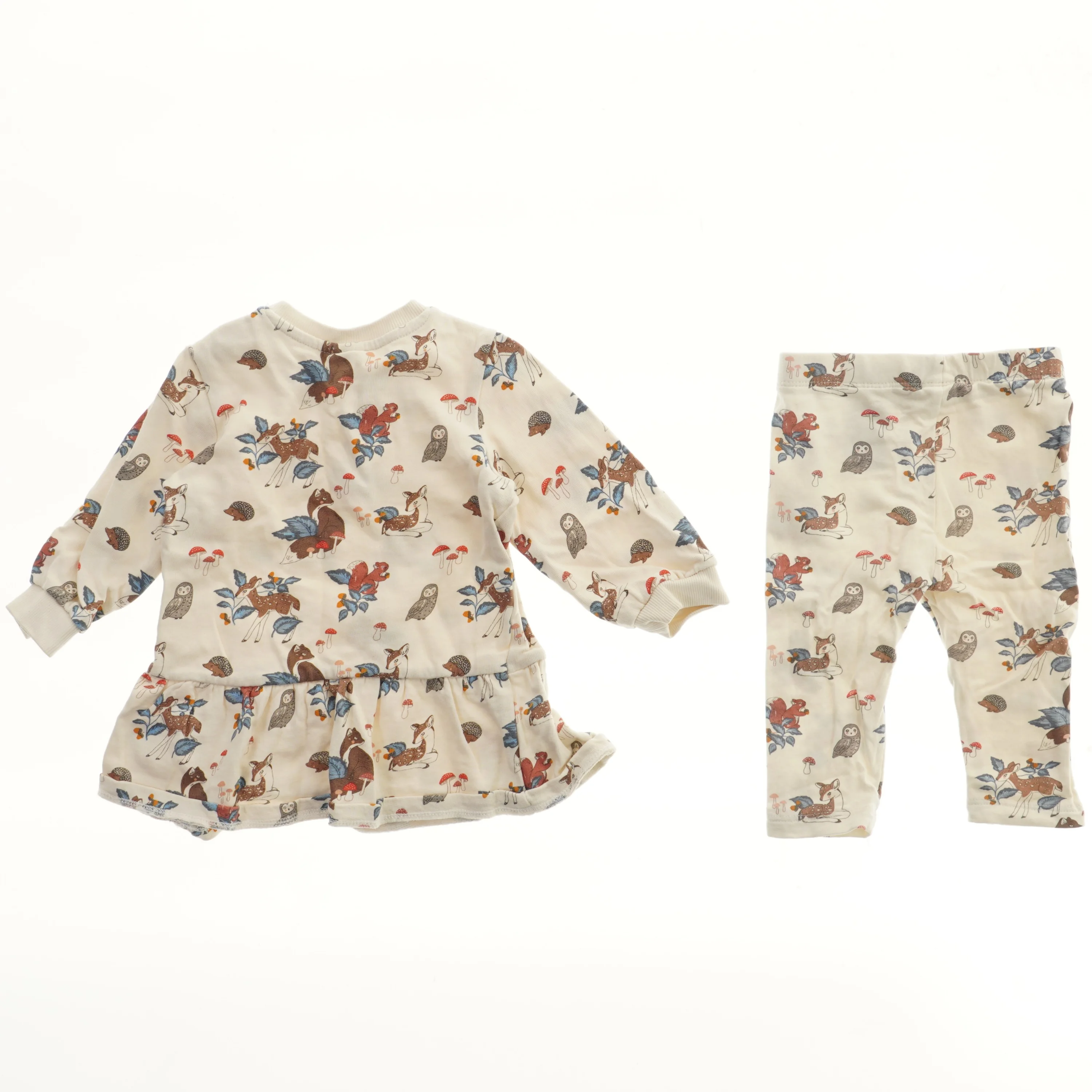 Børnesæt med dyreprint fra H&M (str. 74)