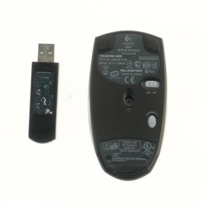 Trådløs mus med USB-modtager fra Logitech (str. 10,5 cm)