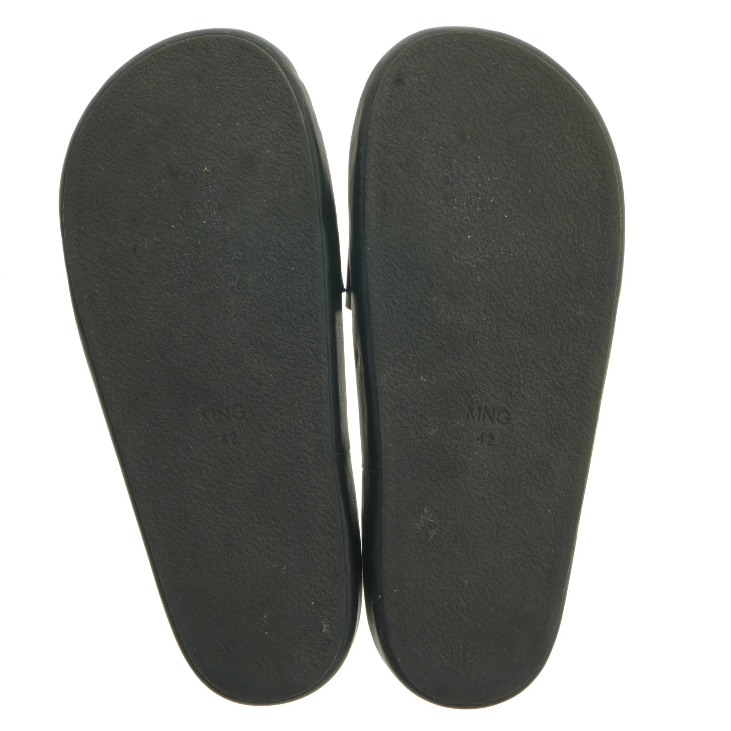 Sorte sandaler med rem fra Mng (str. 42 )