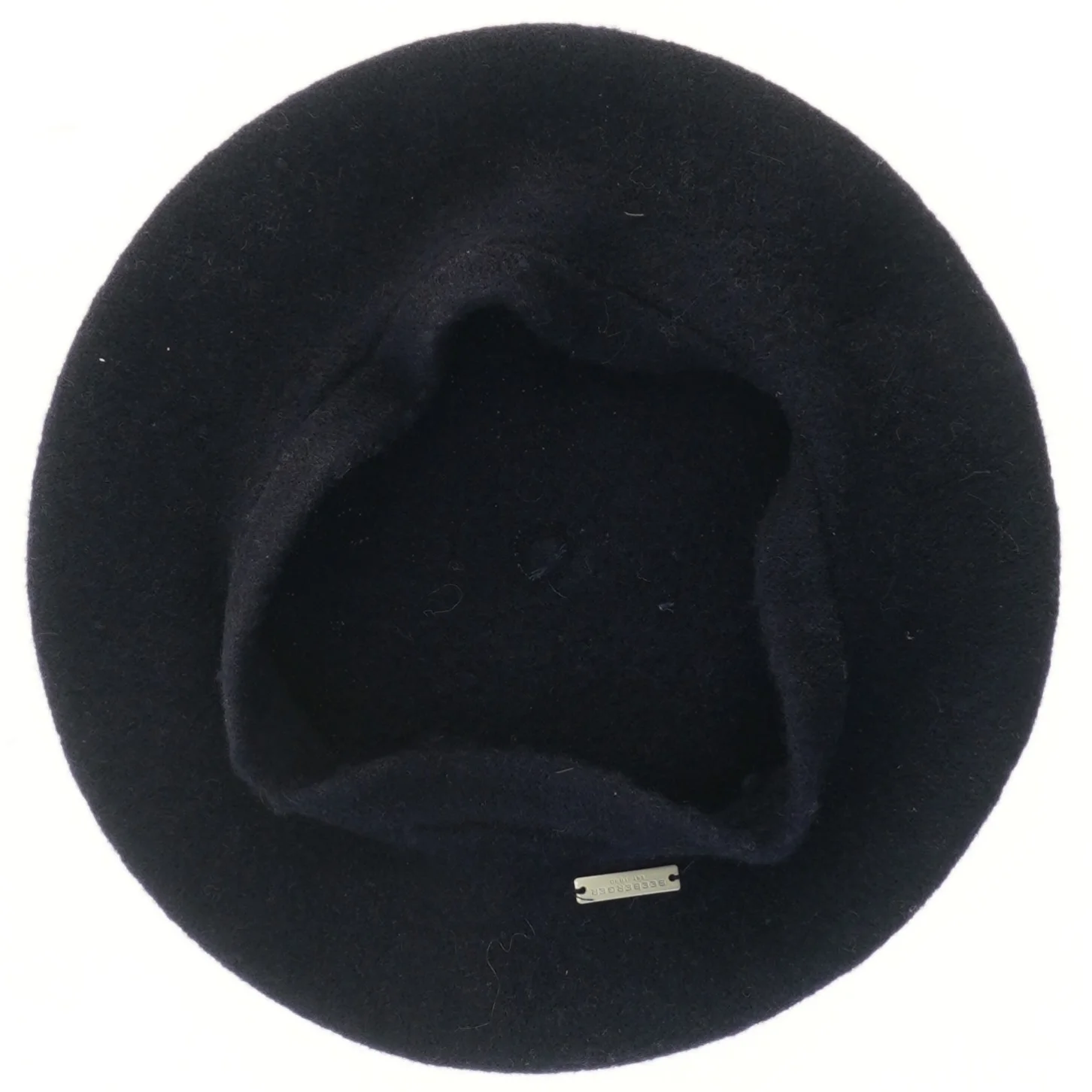 Sort beret fra Seeberger (str. Ø 27 cm)