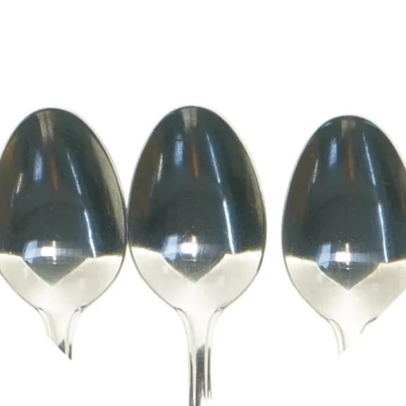 Sølvfarvede teskeer (str. 13 cm)