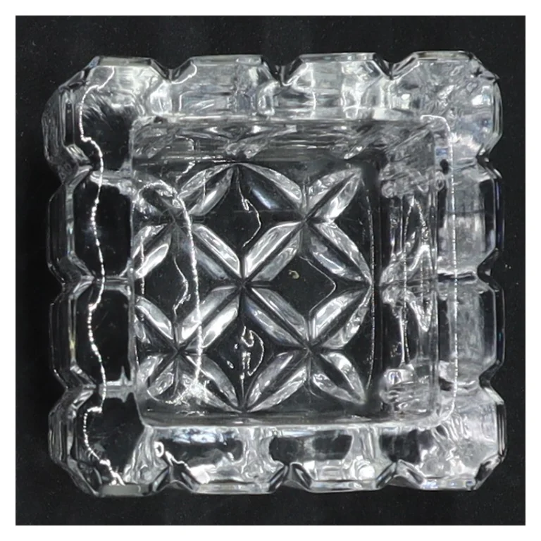 Krystalaskebæger (str. H 7 cm)