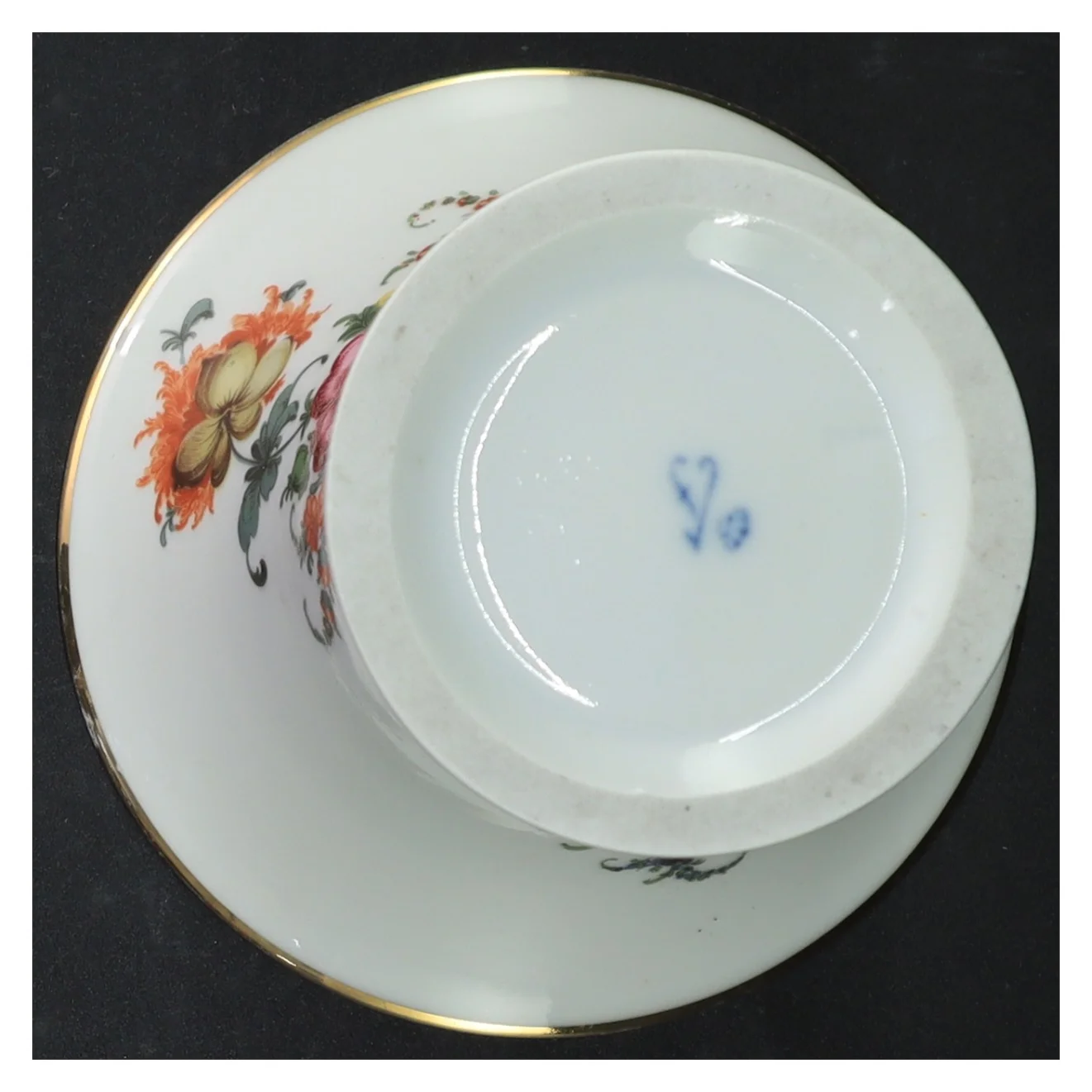 Porcelænsvase (str. 14 cm)