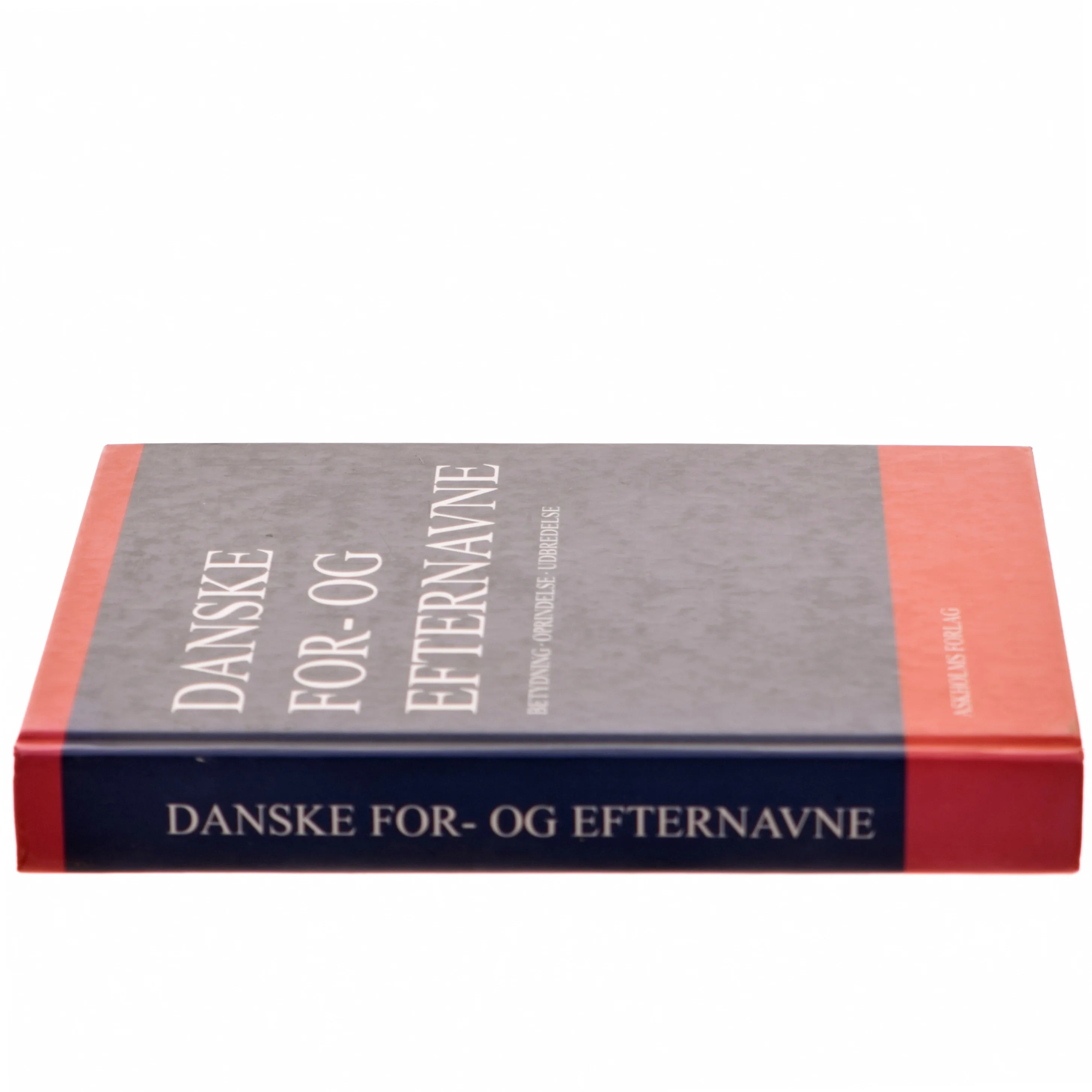 Danske for- og efternavne : betydning, oprindelse, udbredelse af Georg Søndergaard (Bog)