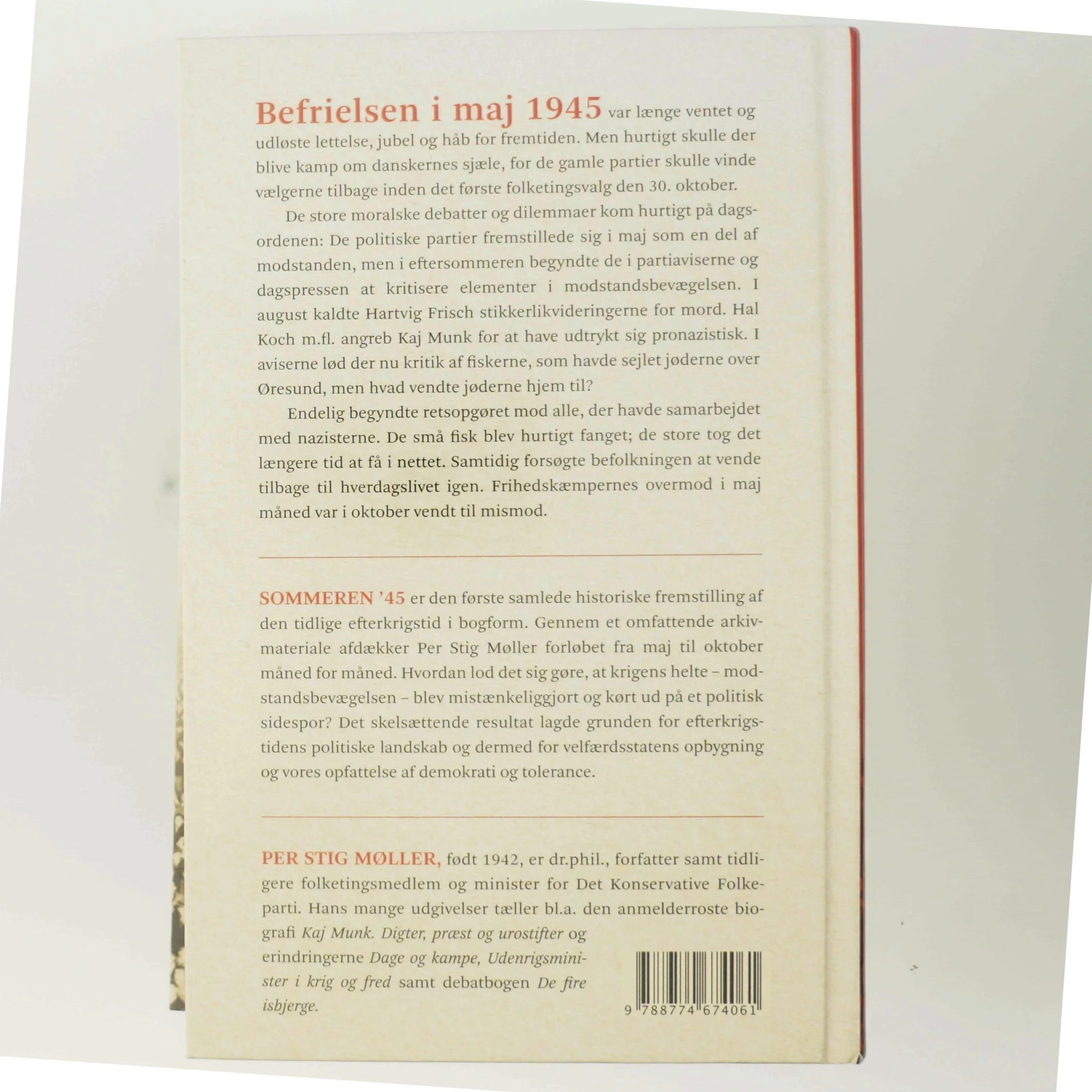 Sommeren '45 : fra overmod til mismod af Per Stig Møller (f. 1942) (Bog)