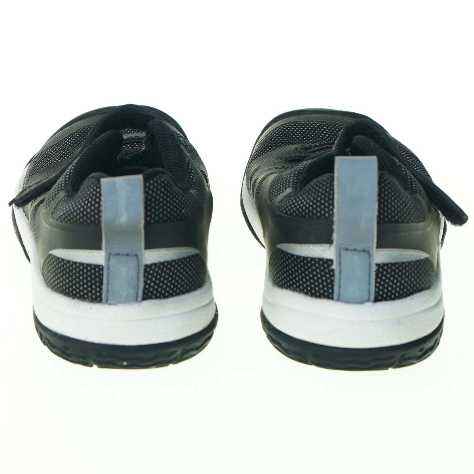 UDEN BRUGSSPOR Sneakers fra Pax (str. 22)