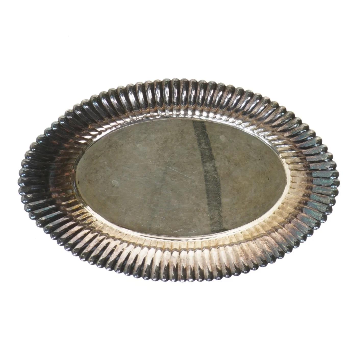 Oval bakke i riflet design (str. 26x16,5 cm)