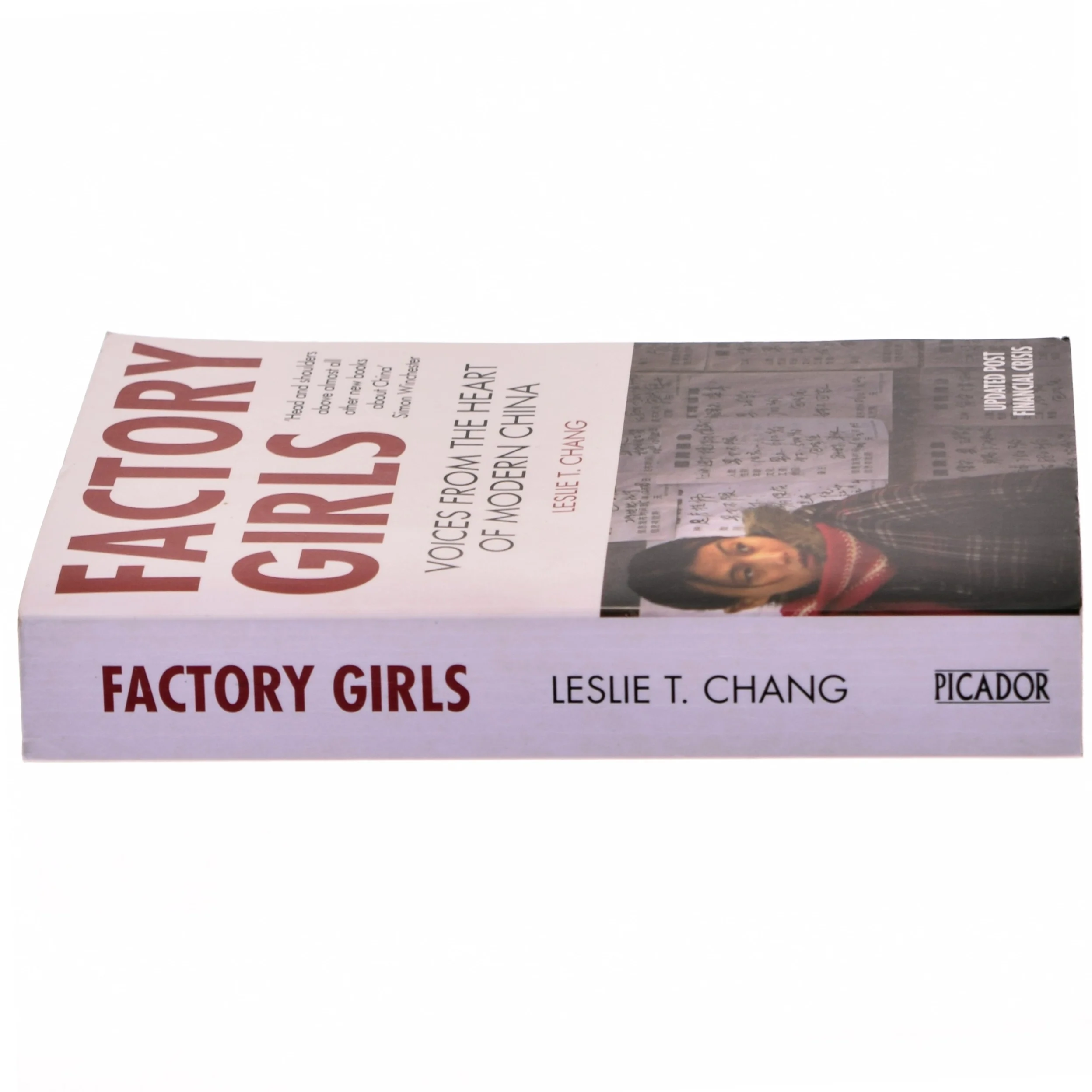 Factory girls : Voices from the heart of modern China af Leslie T. Chang (Bog)