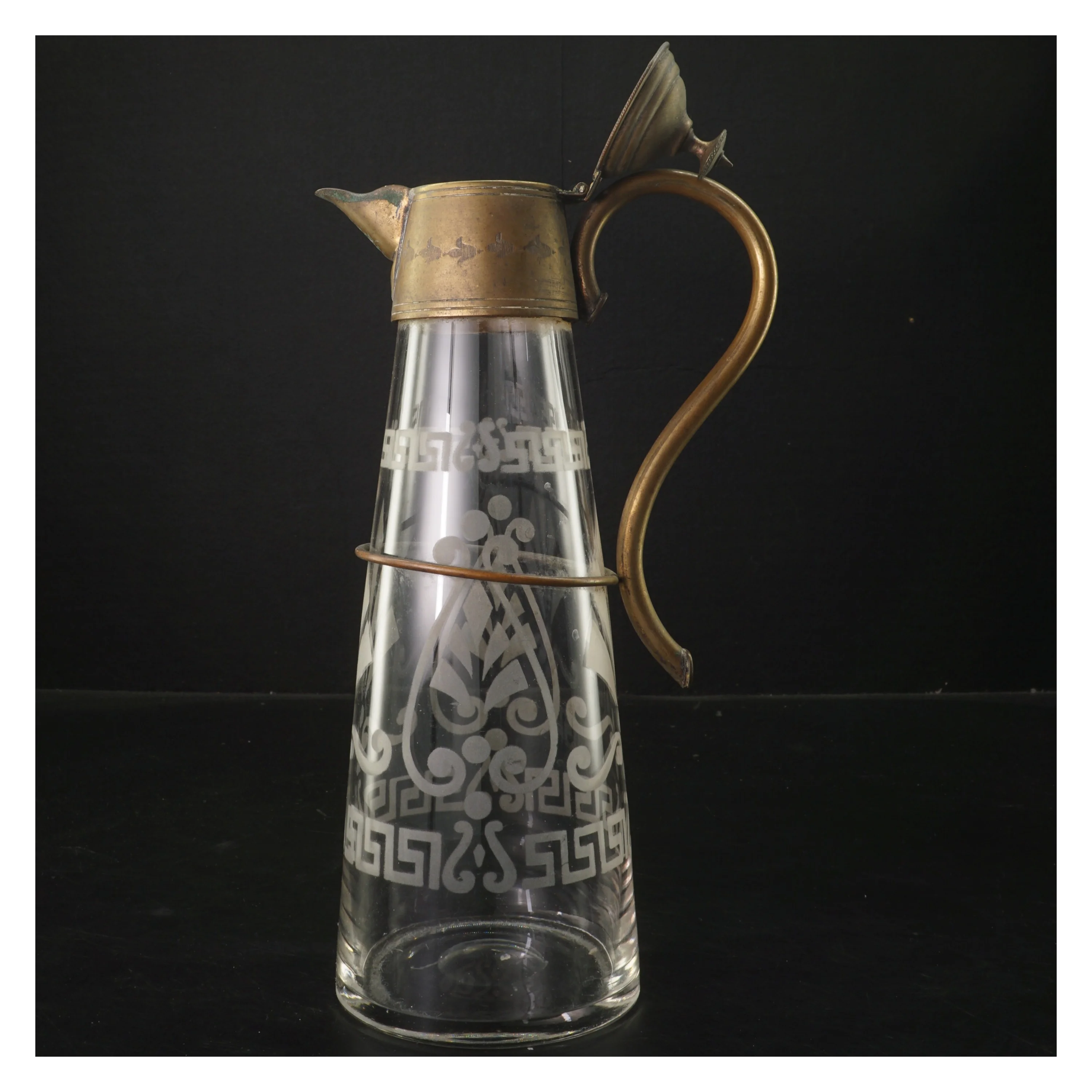 Antik karaffel i slebet glas og metal (str. 29 cm)