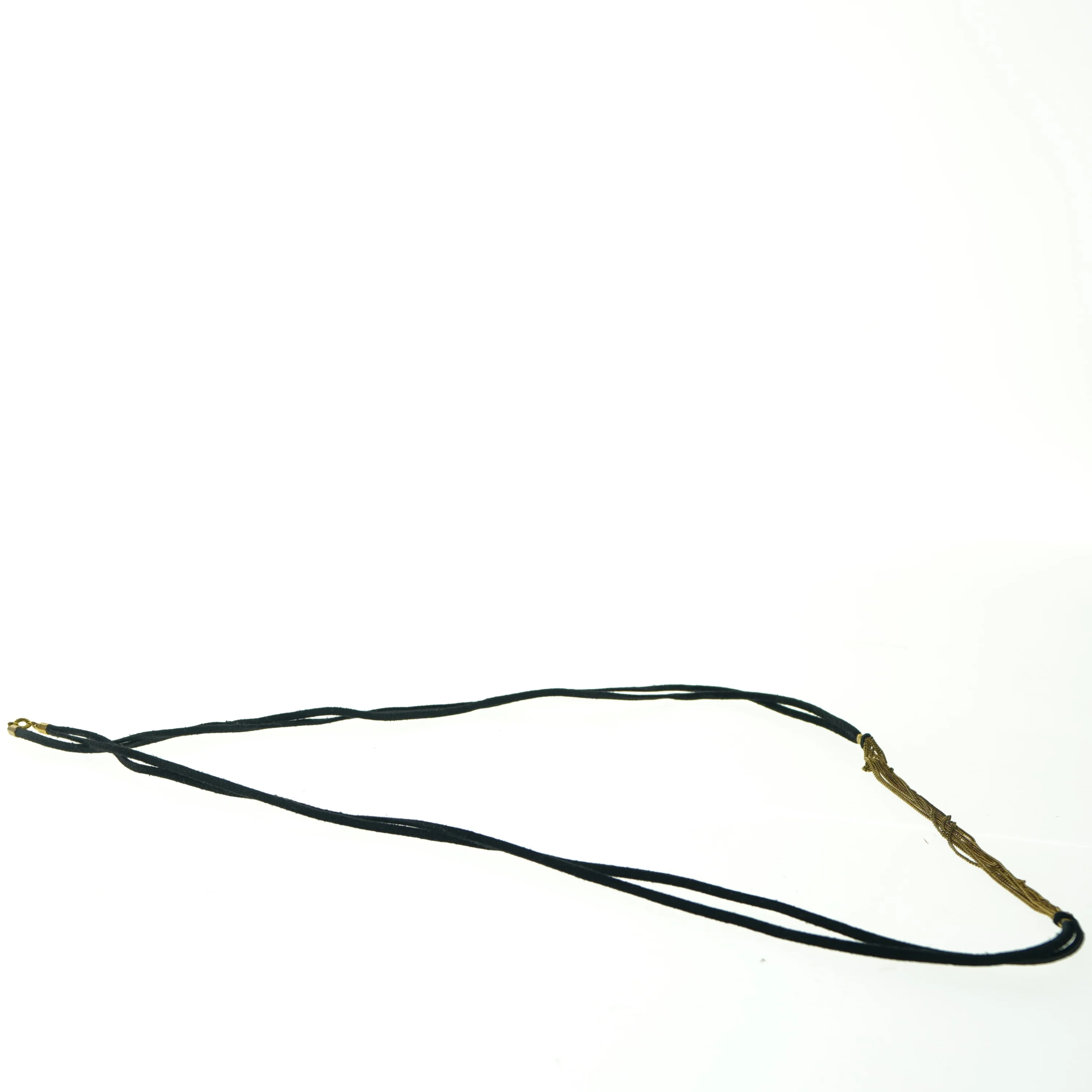 Hals kæde i ruskind og guldkæder (str. 56 cm)