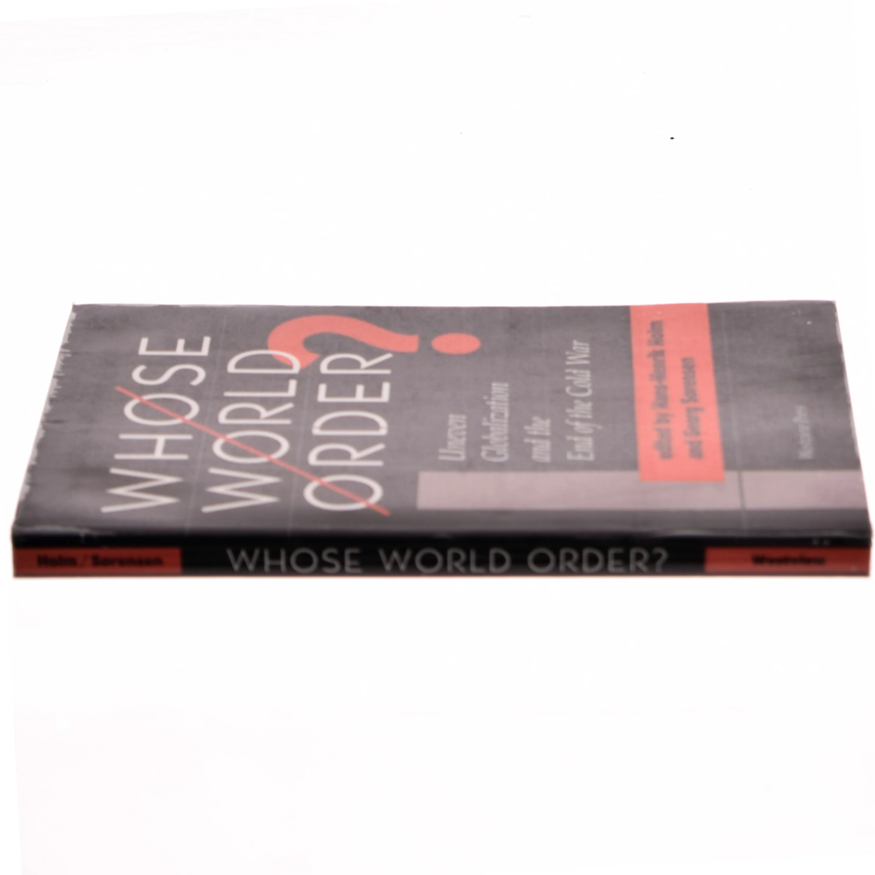 Whose world order? : uneven globalization and the end of the cold war (Bog)