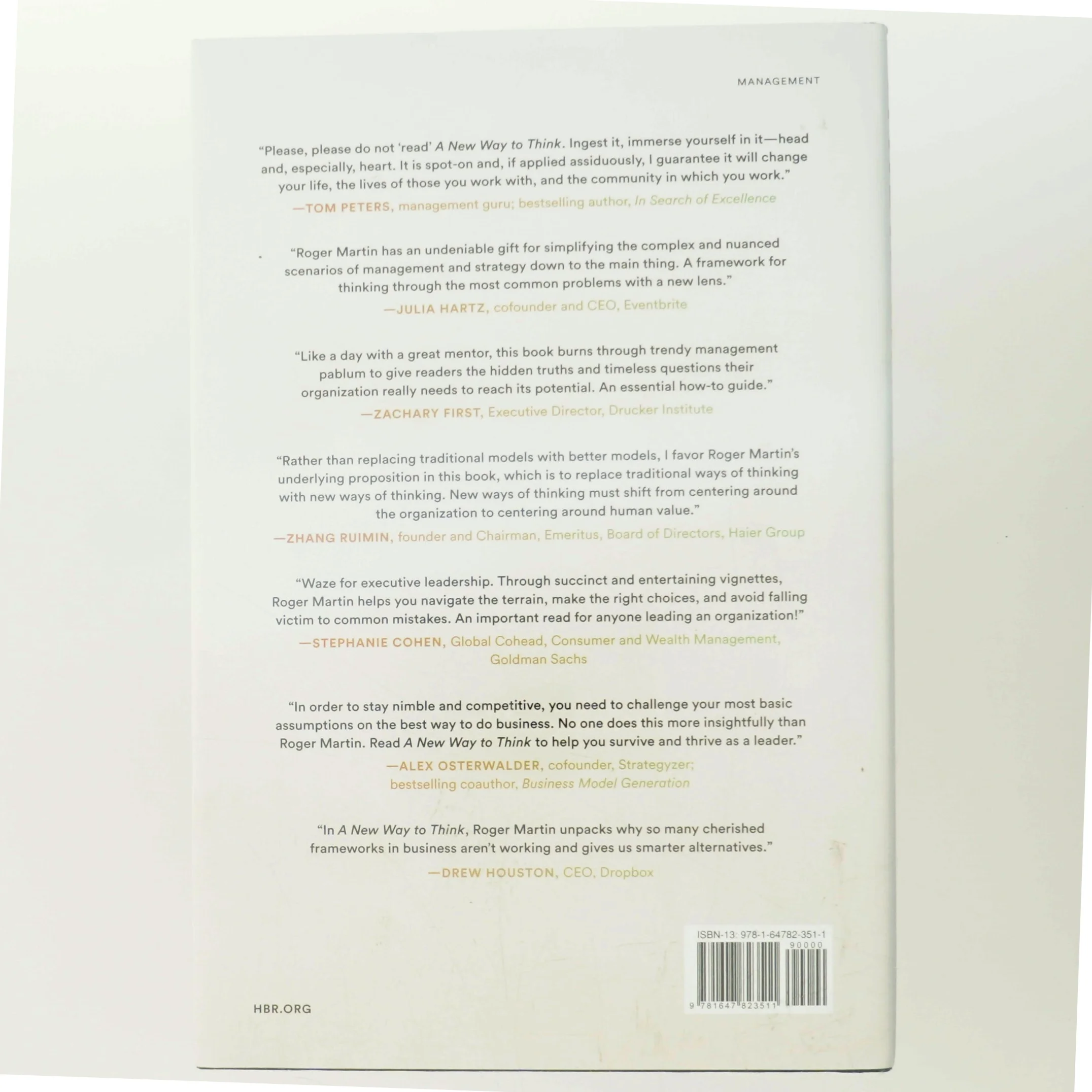 A new way to think : your guide to superior management effectiveness af Roger L. Martin (Bog)