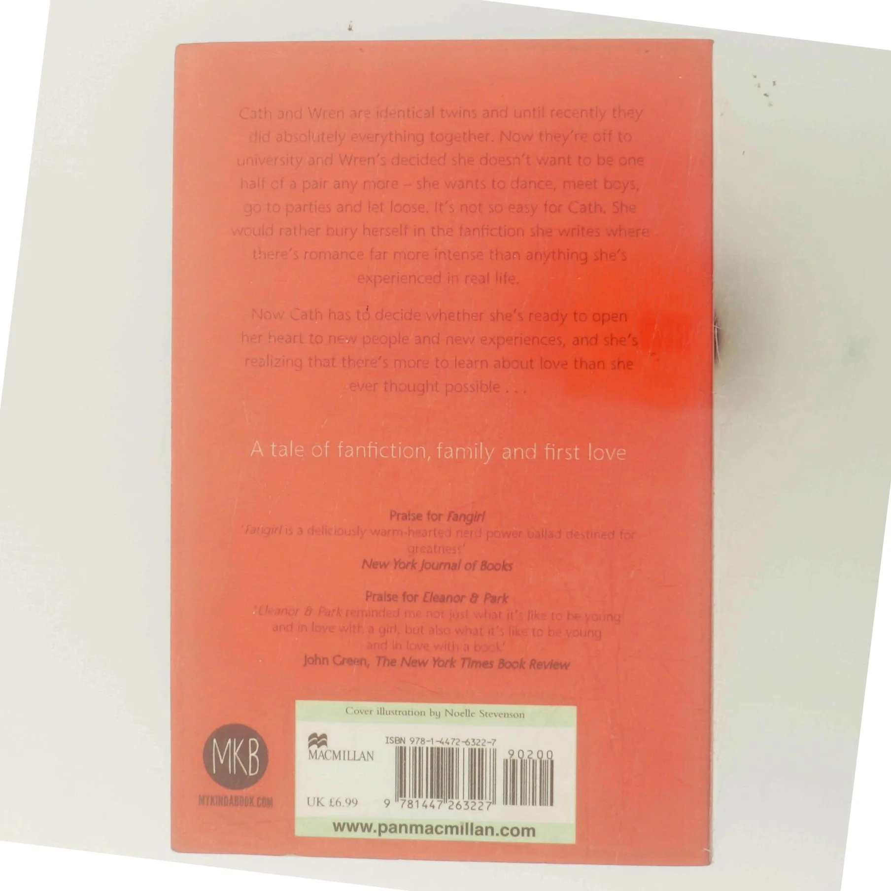 Fangirl : a novel af Rainbow Rowell (f. 1973) (Bog)