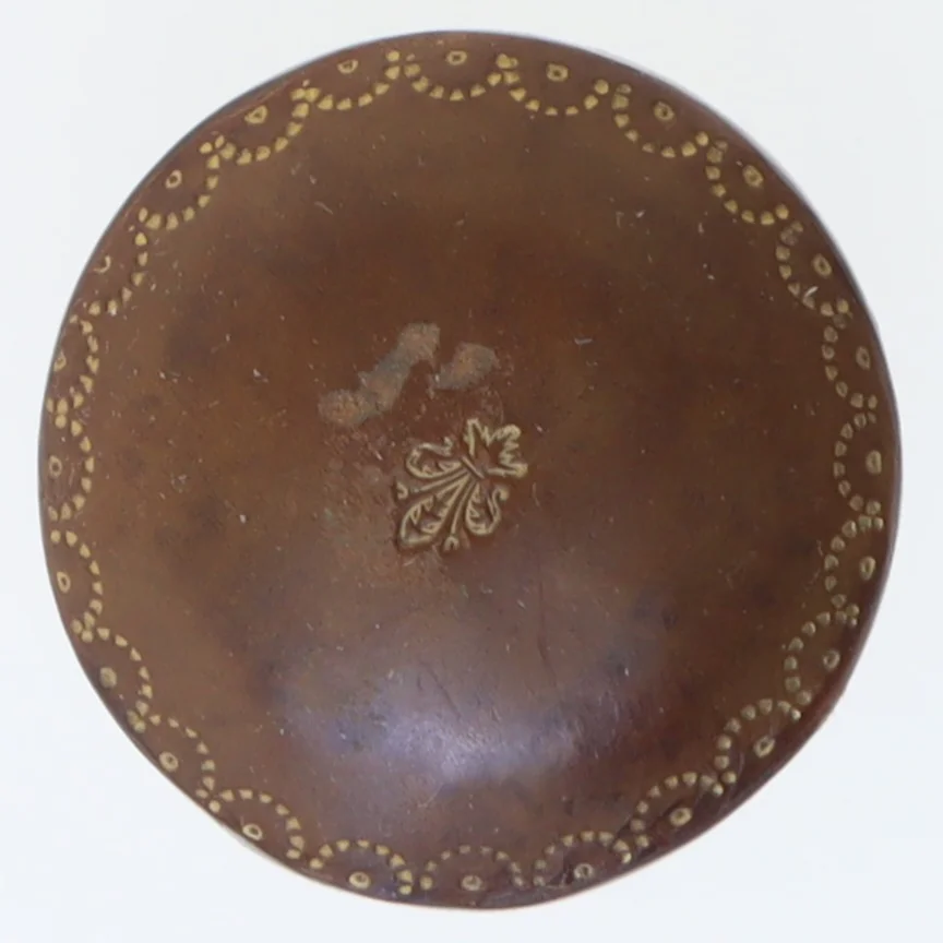 Antik læderæske (str. 4,5 cm)