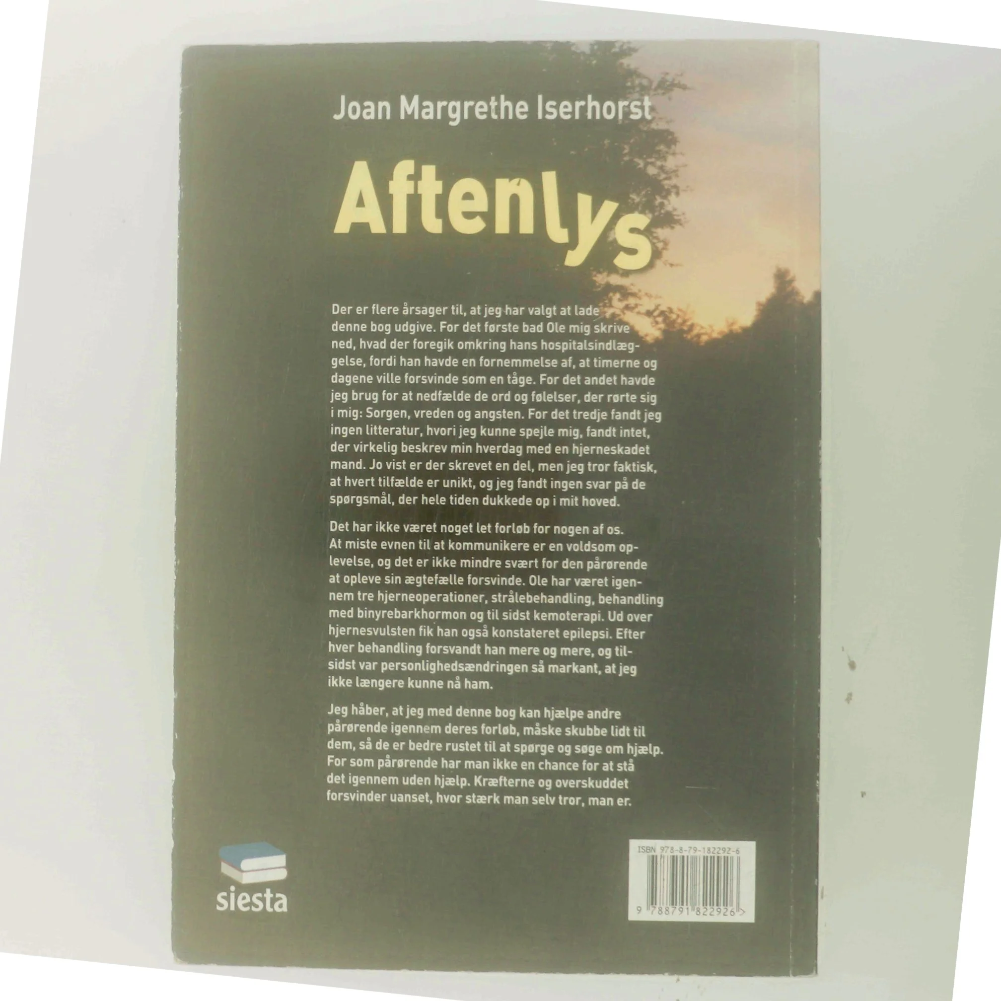 Aftenlys : dagbog af pårørende til en afasiramt af Joan Iserhorst (Bog)